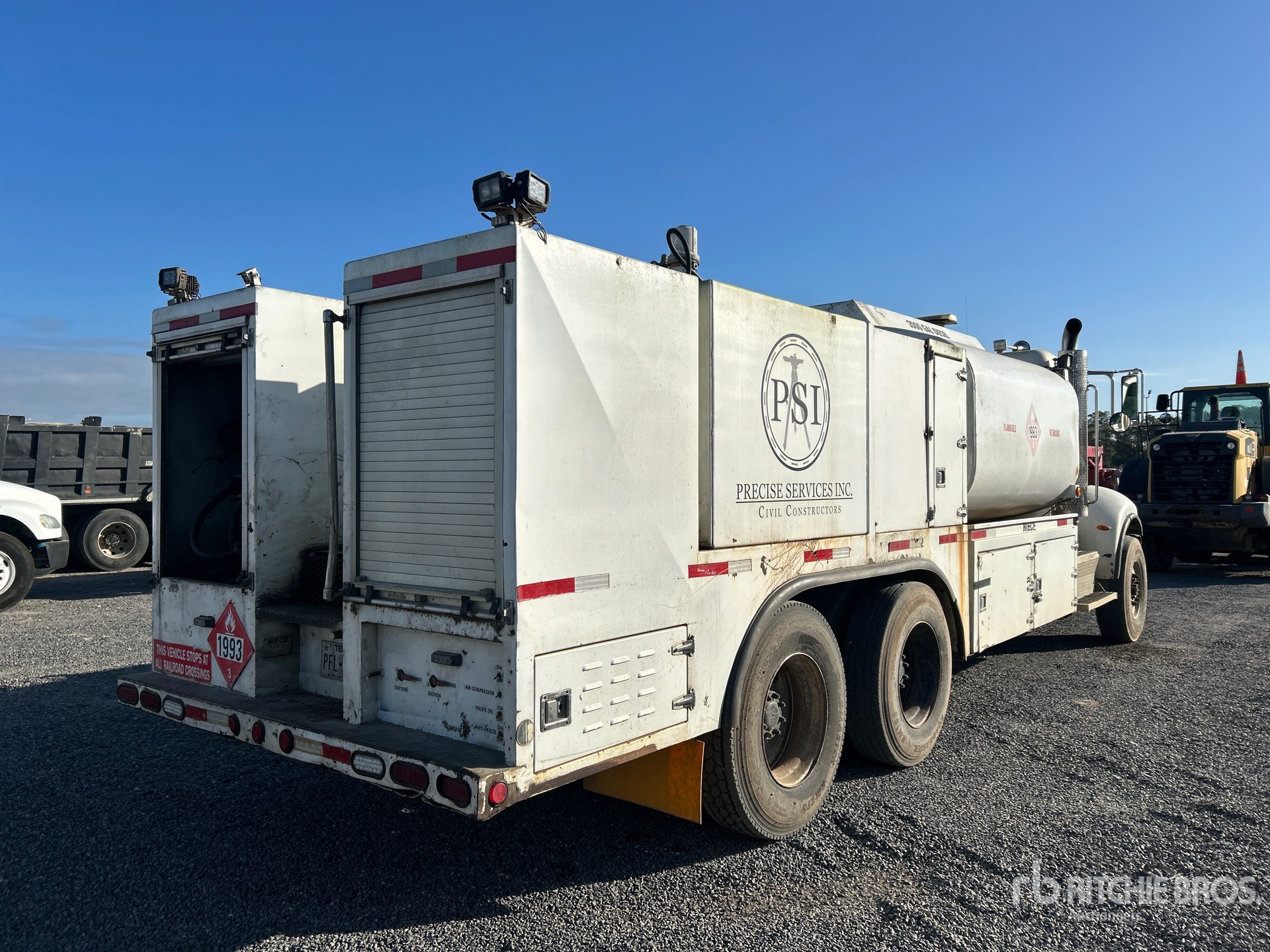 General Appearance with Bild, Ecke hinten rechts