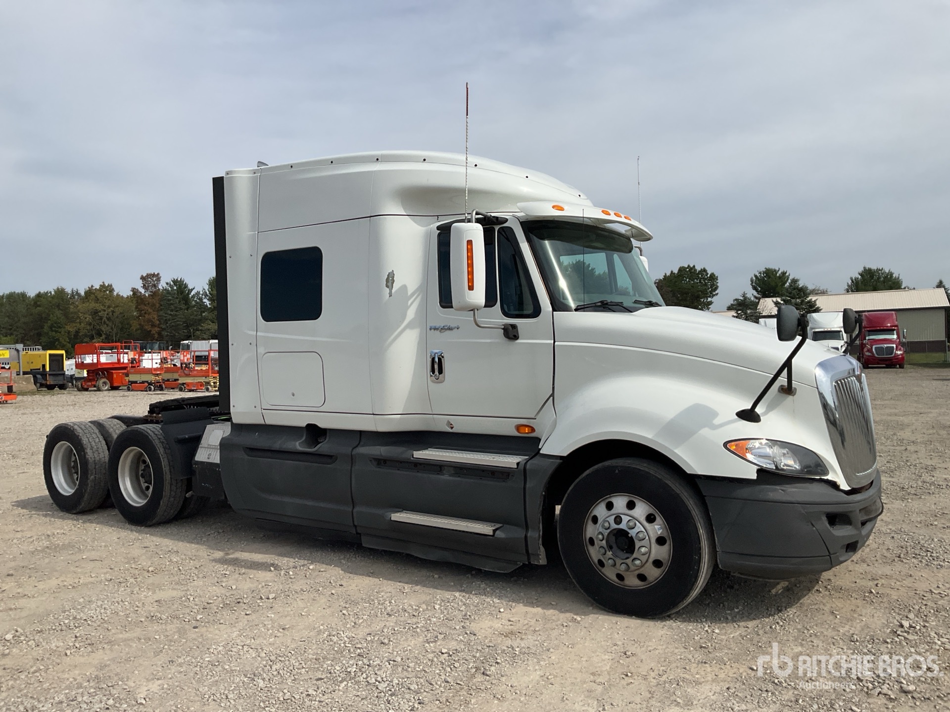 General Appearance with Picture, Right Front Corner