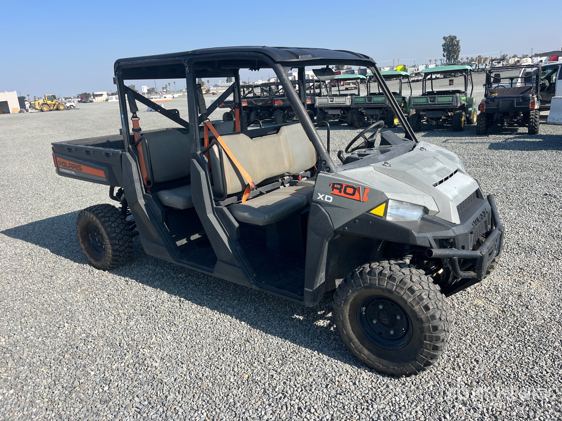 General Appearance with Imagen: esquina delantera derecha