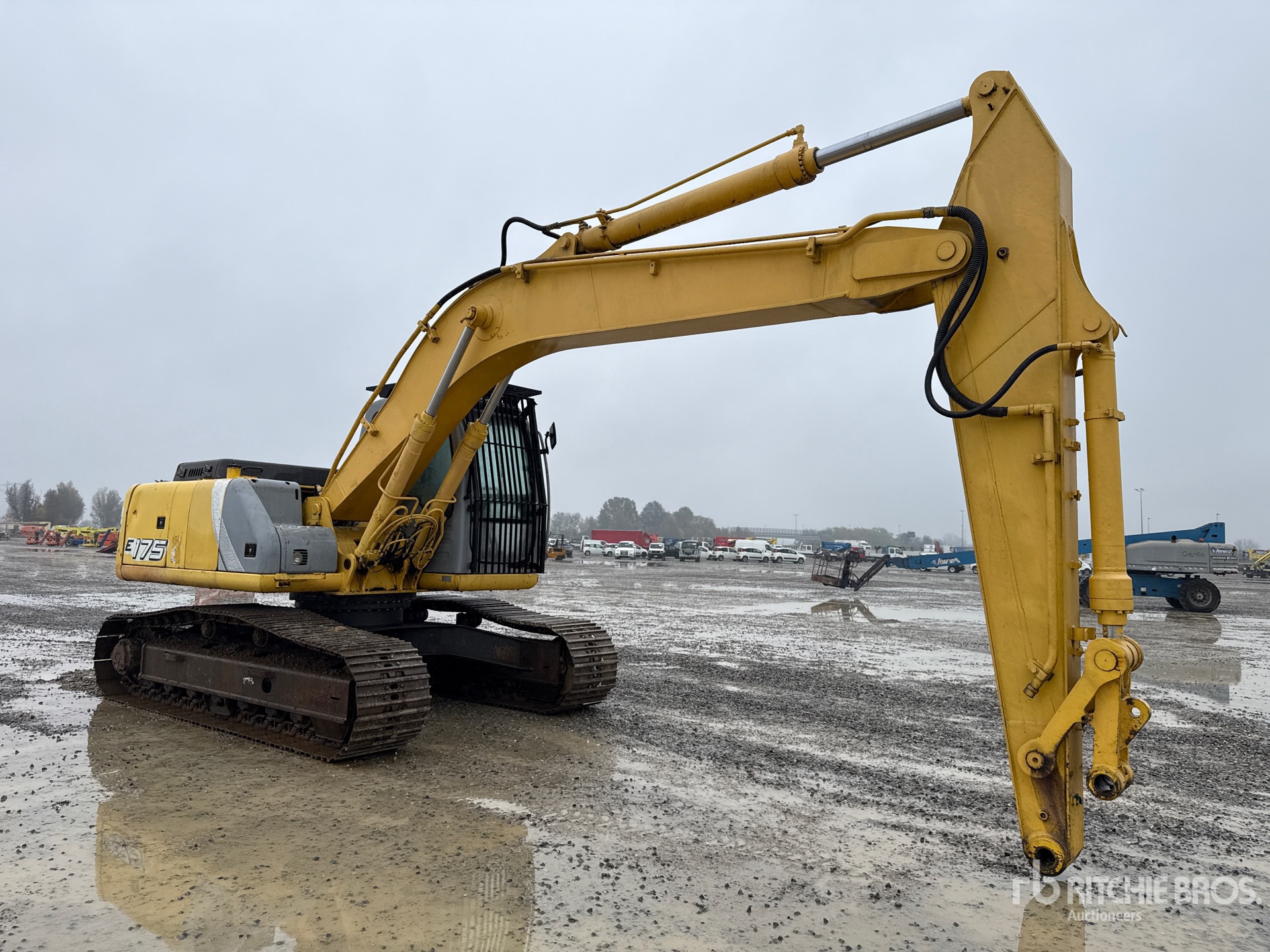 General Appearance with Bild, Ecke vorne rechts