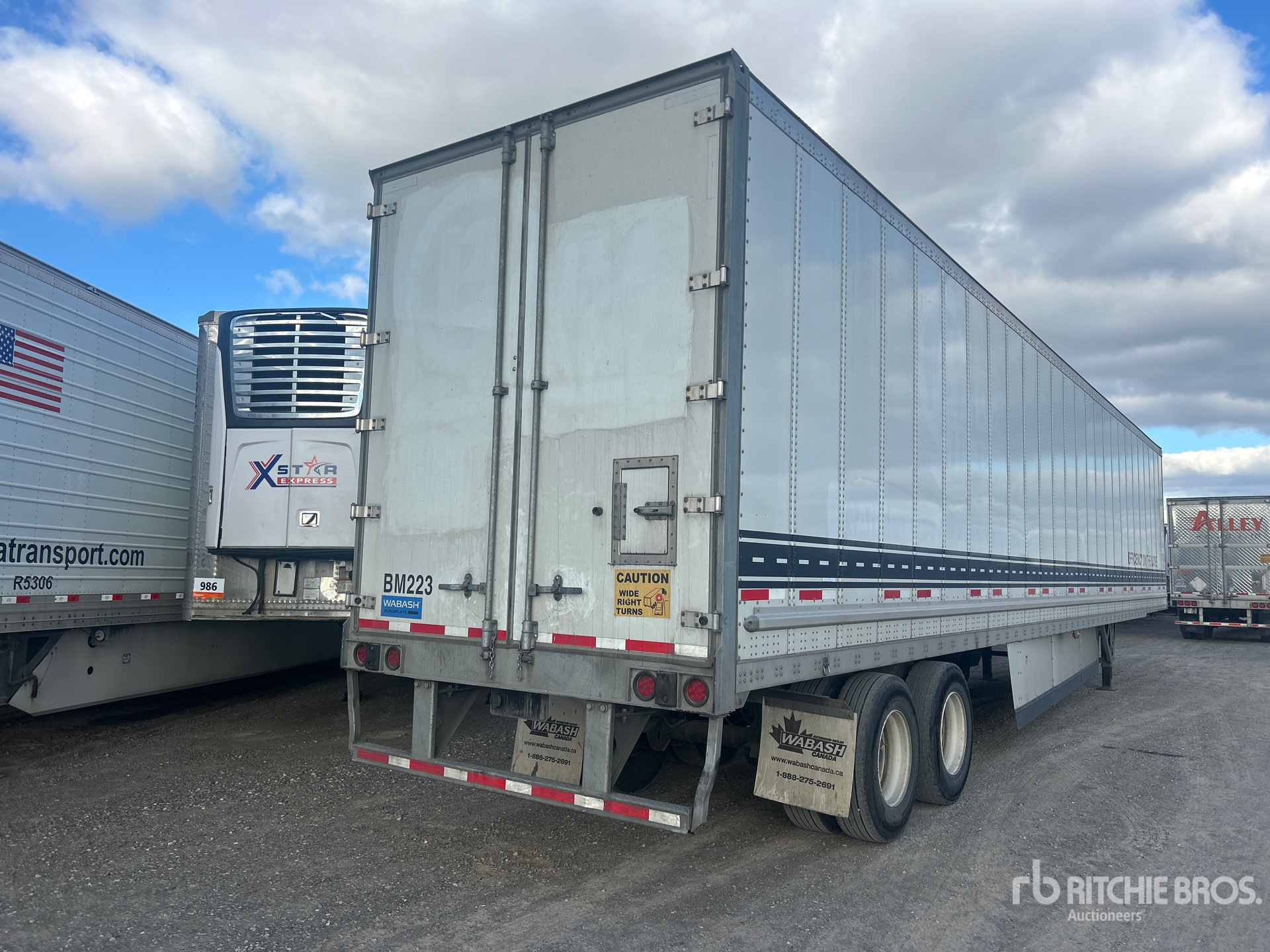 General Appearance with Bild, Ecke hinten rechts