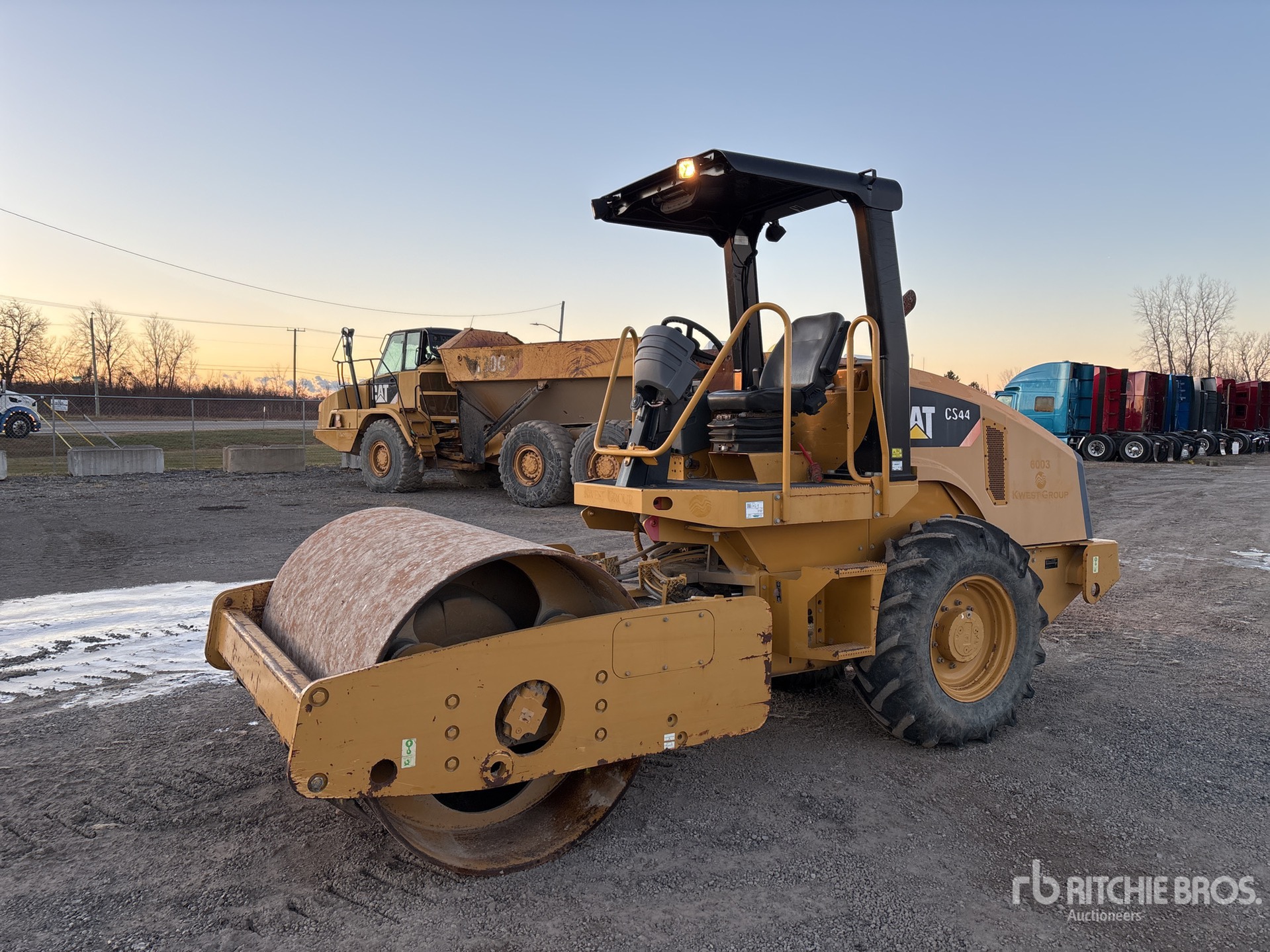 General Appearance with Picture, Left Front Corner