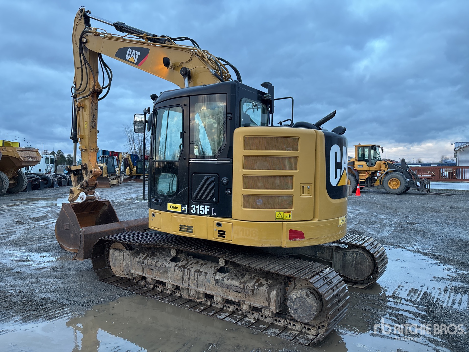 General Appearance with Picture, Left Rear Corner