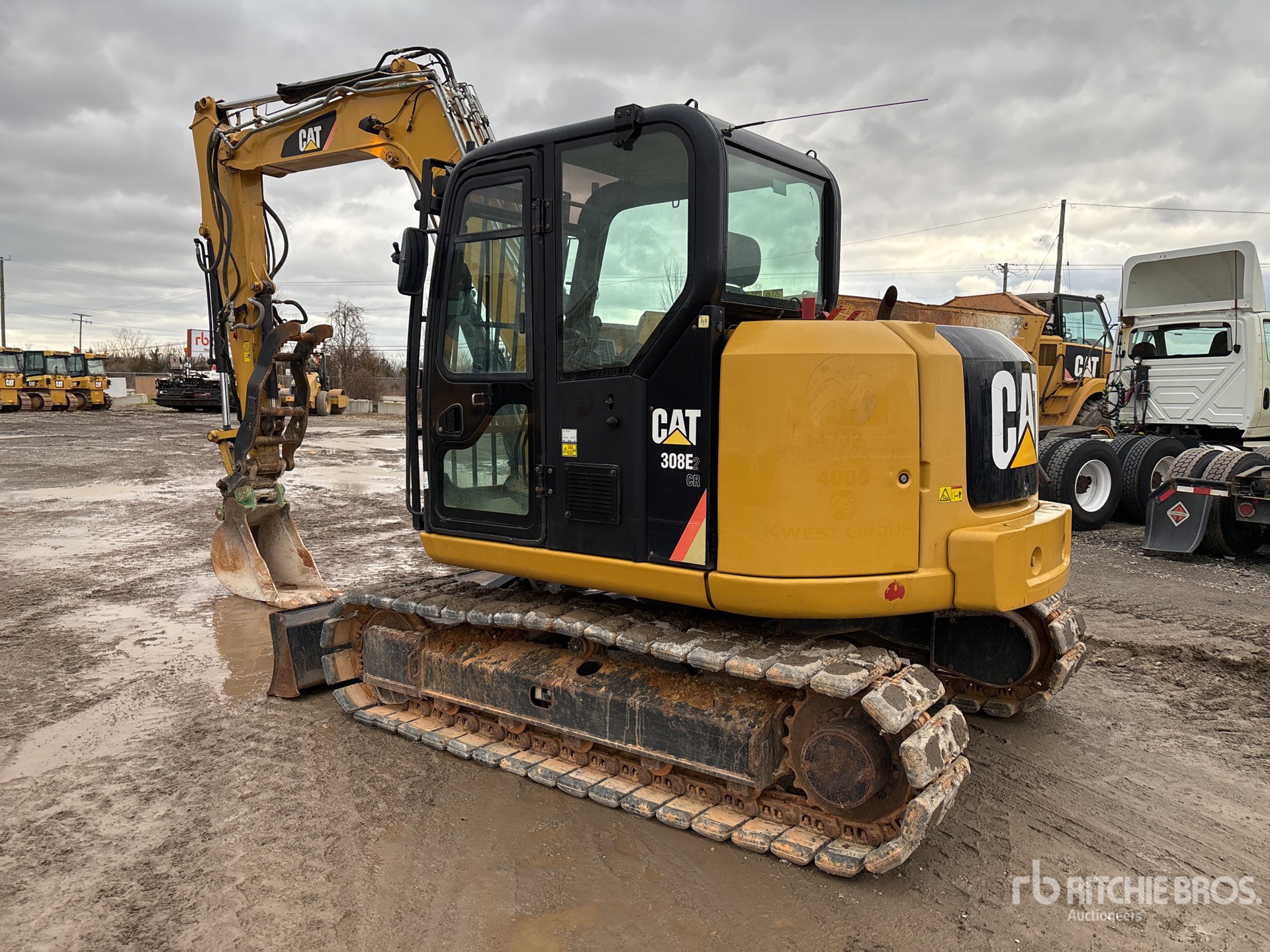 General Appearance with Picture, Left Rear Corner