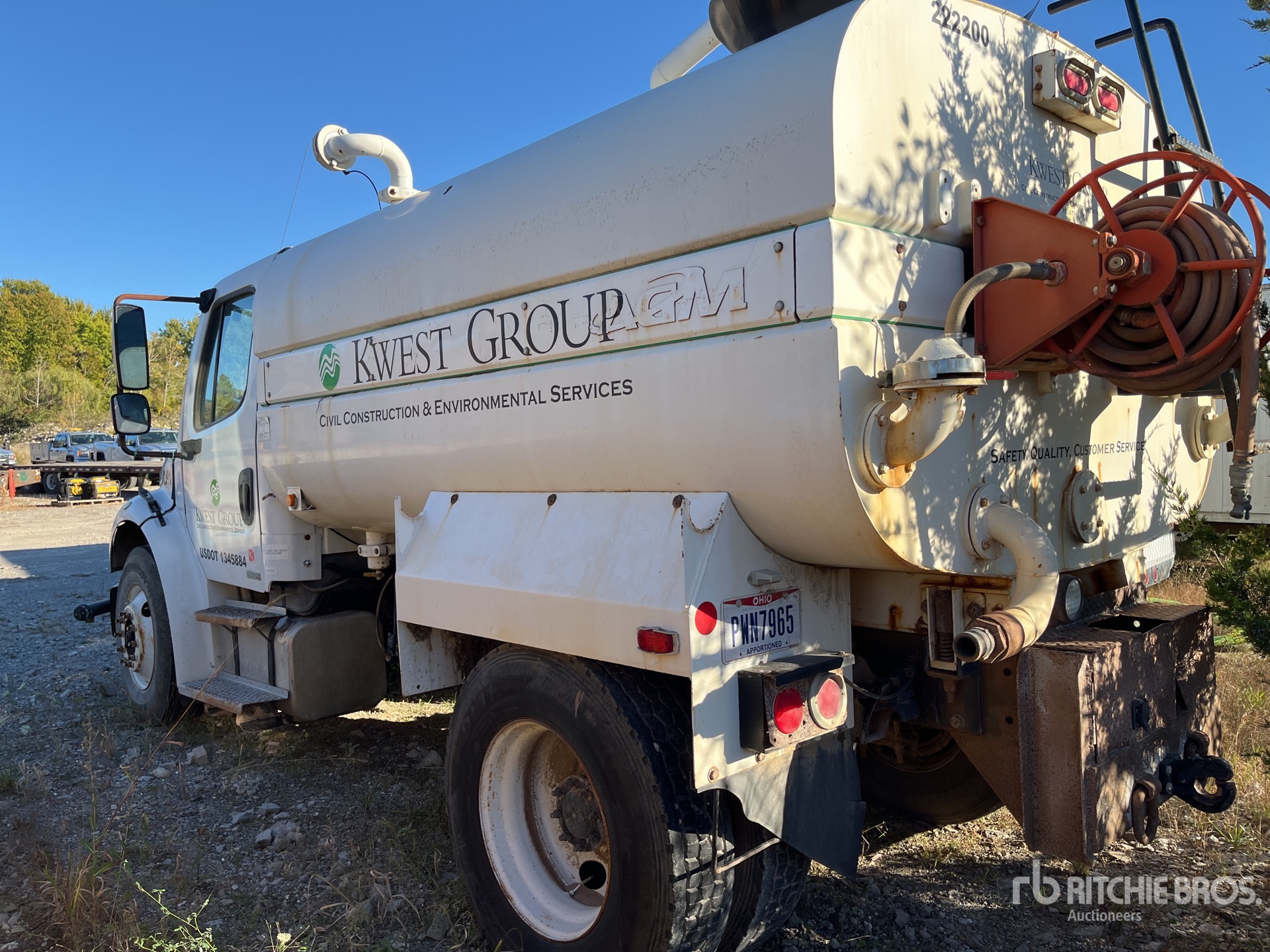 Aspect général with Image, coin arrière gauche