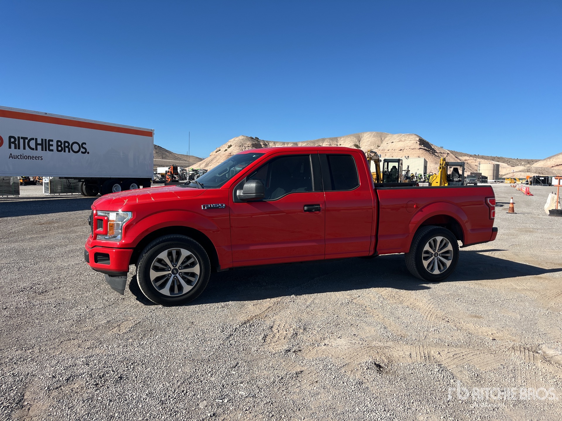 General Appearance with Picture, Left Front Corner