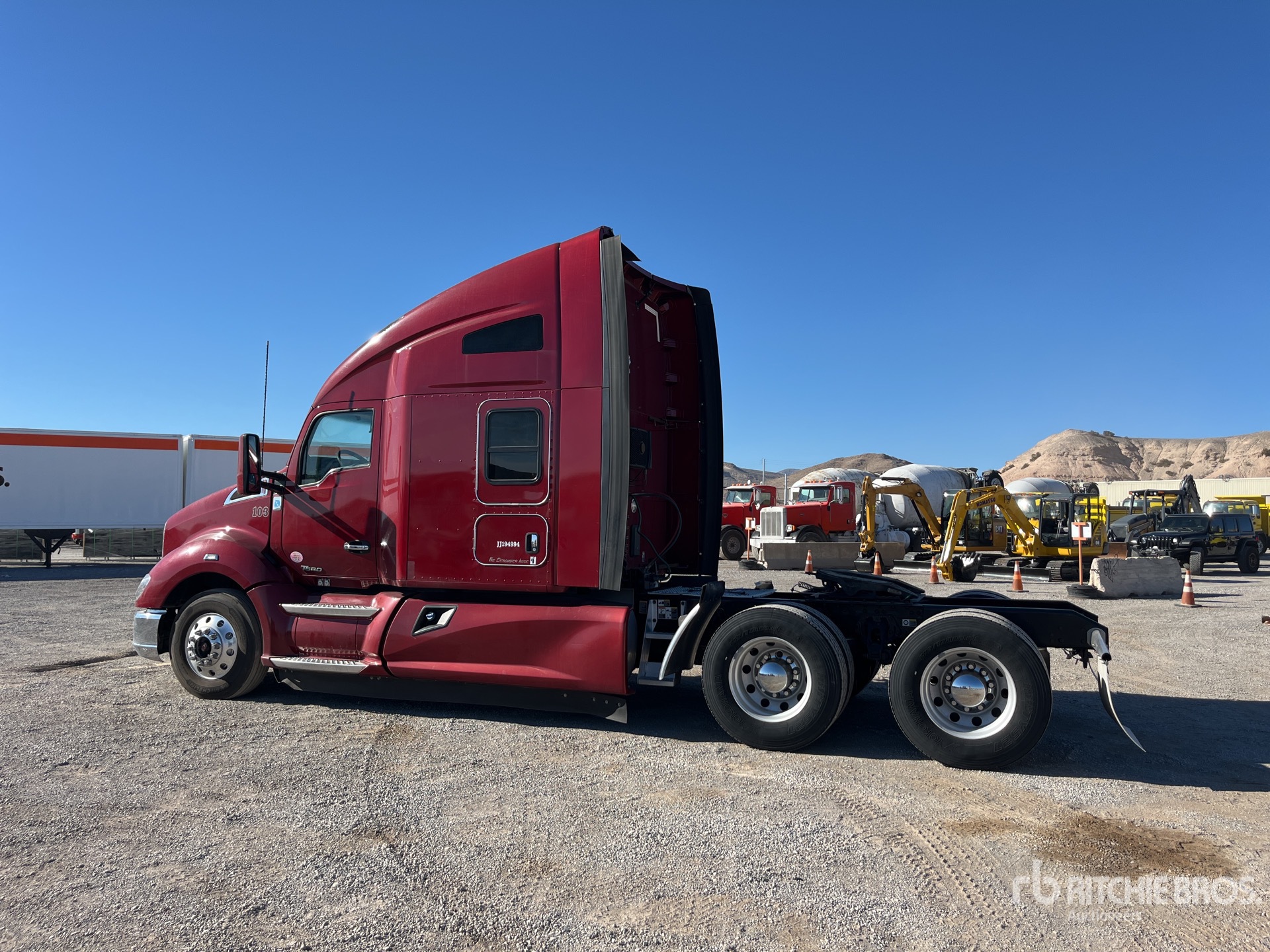 General Appearance with Picture, Left Rear Corner