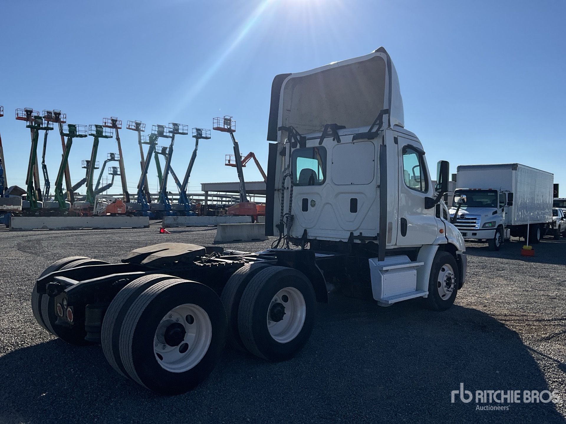 General Appearance with Imagen: esquina trasera derecha