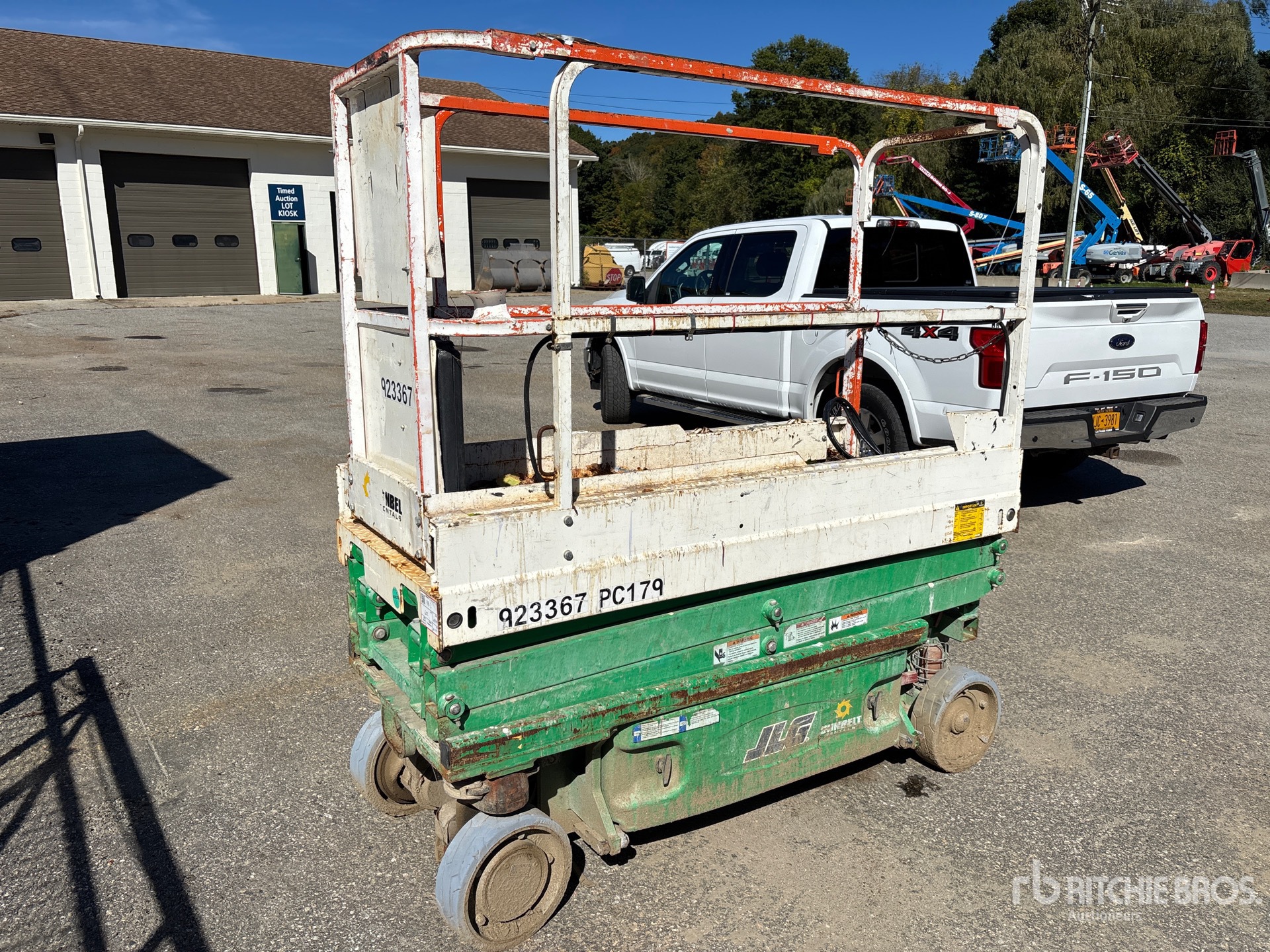 General Appearance with Featured Photo