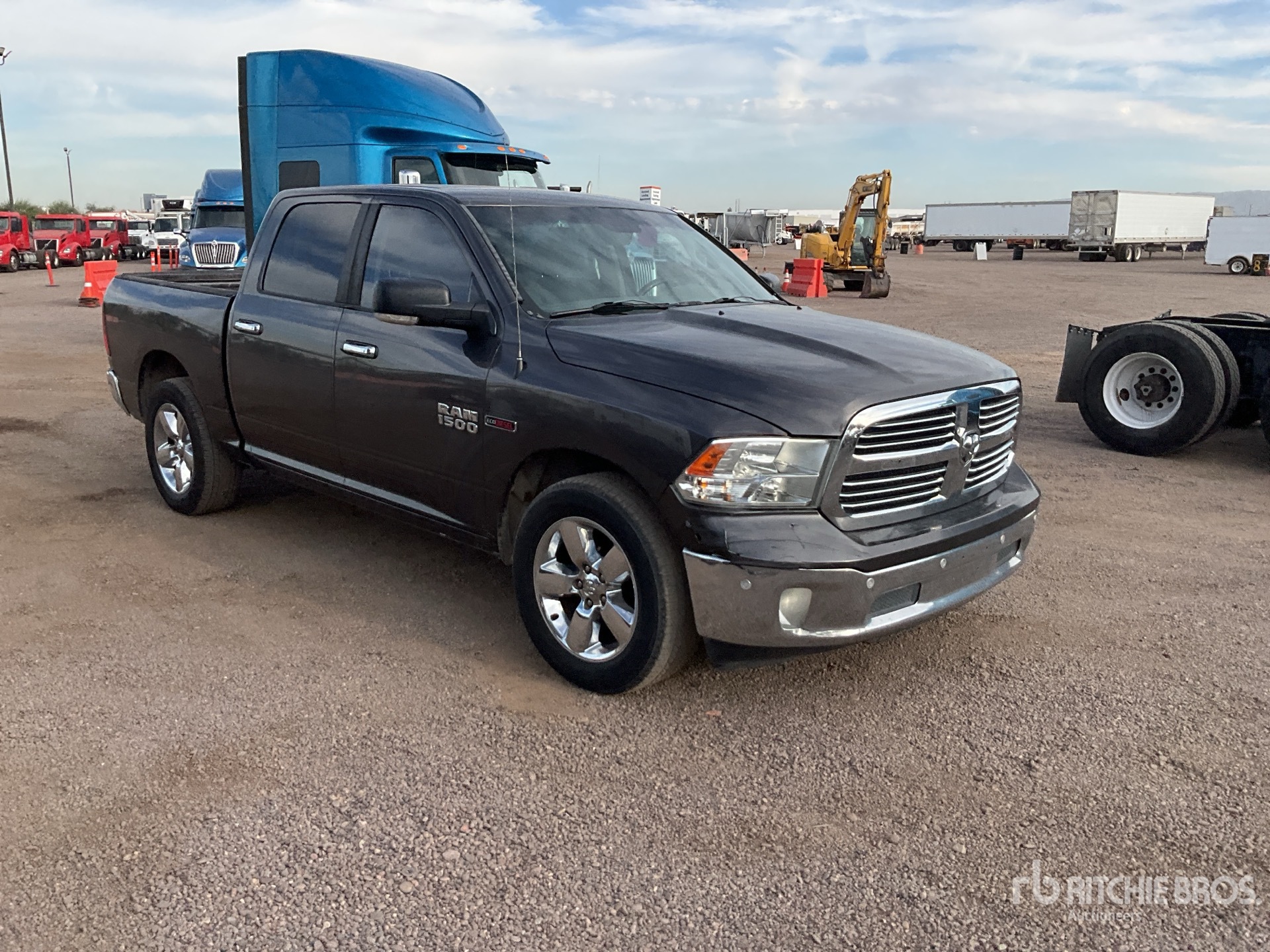 General Appearance with Picture, Right Front Corner