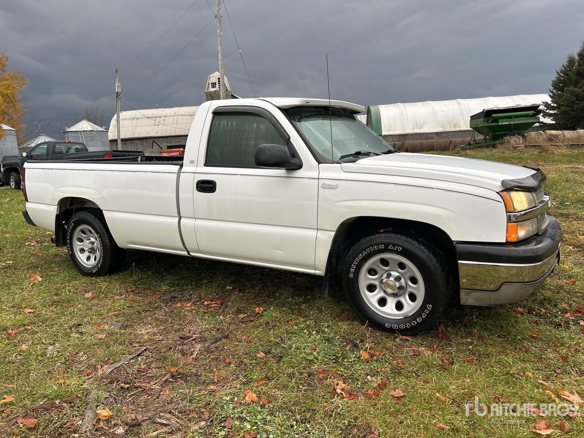 General Appearance with Picture, Right Front Corner