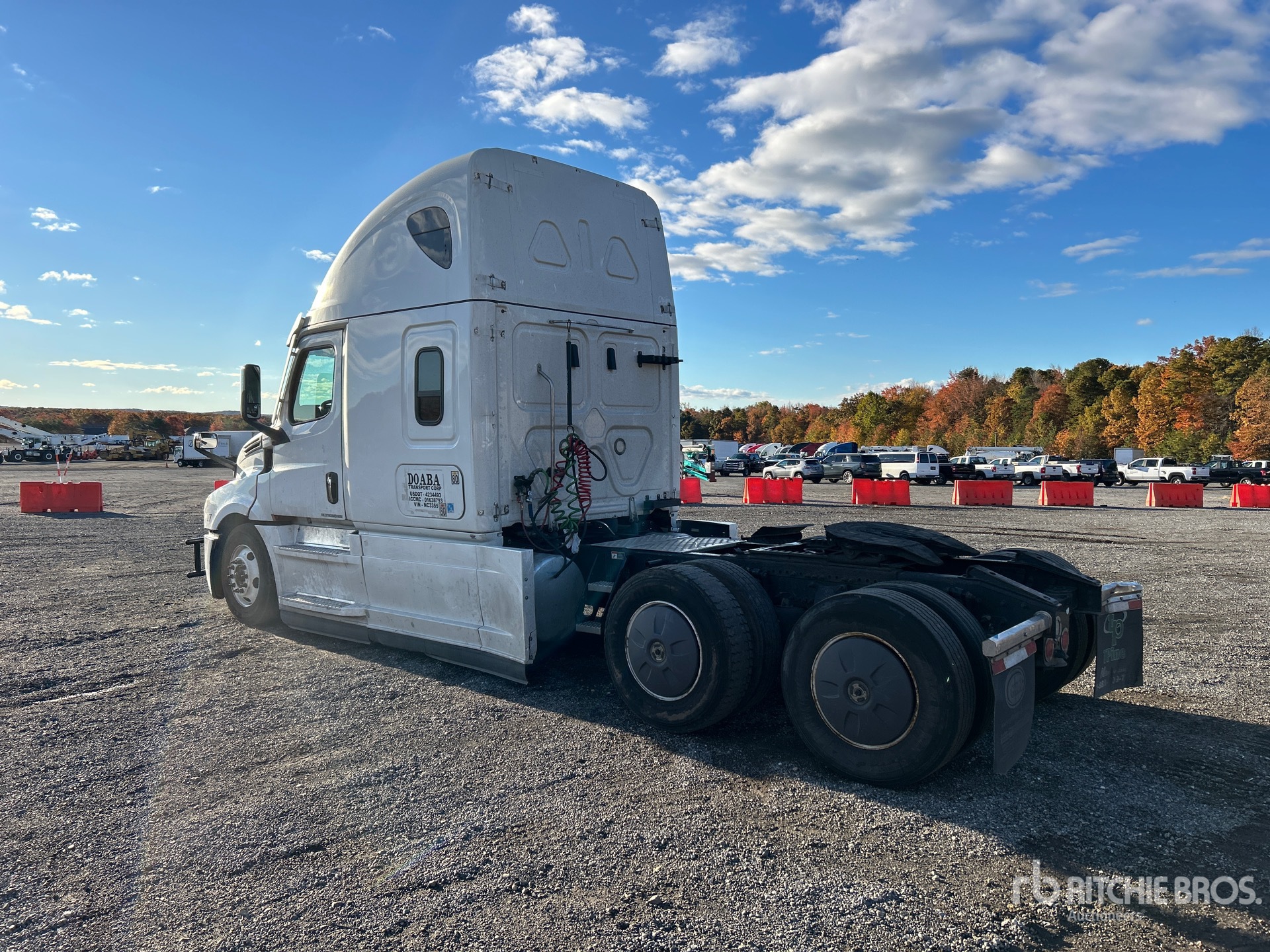 General Appearance with Imagen: esquina trasera izquierda