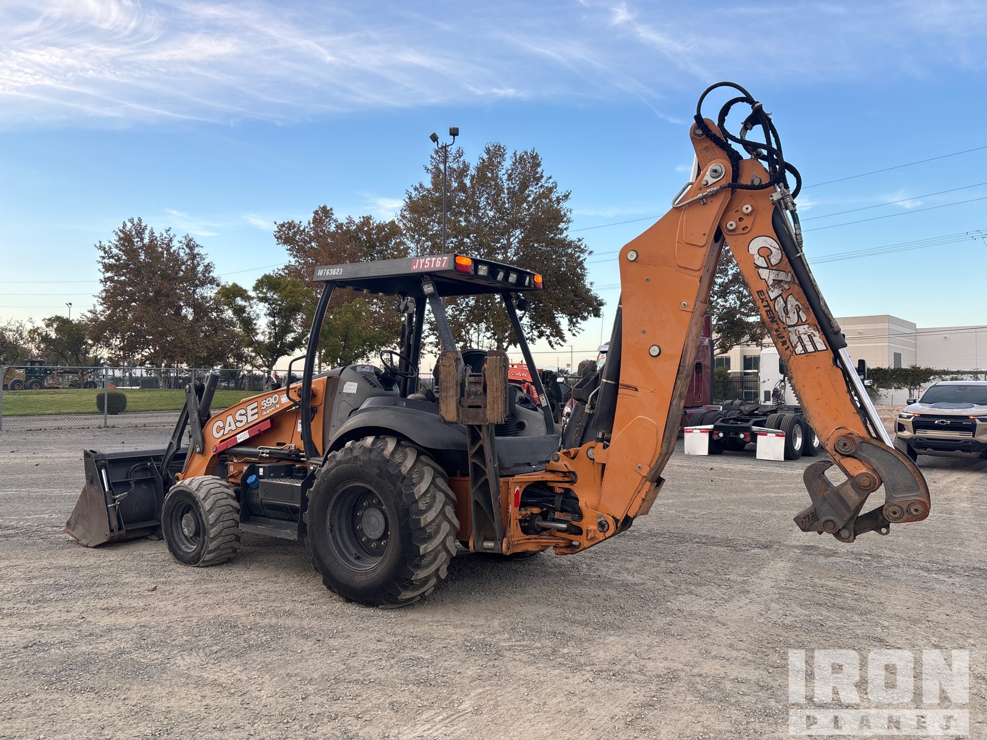 General Appearance with Foto, angolo posteriore sinistro