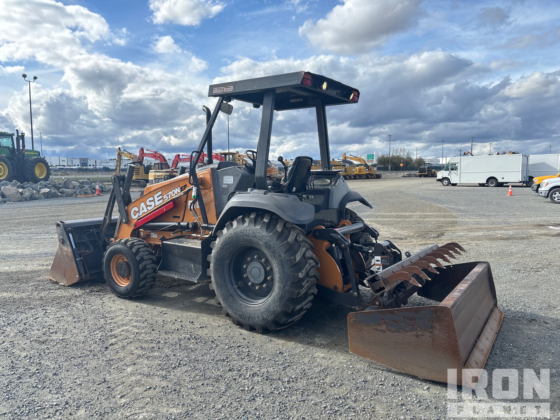 General Appearance with Picture, Left Rear Corner