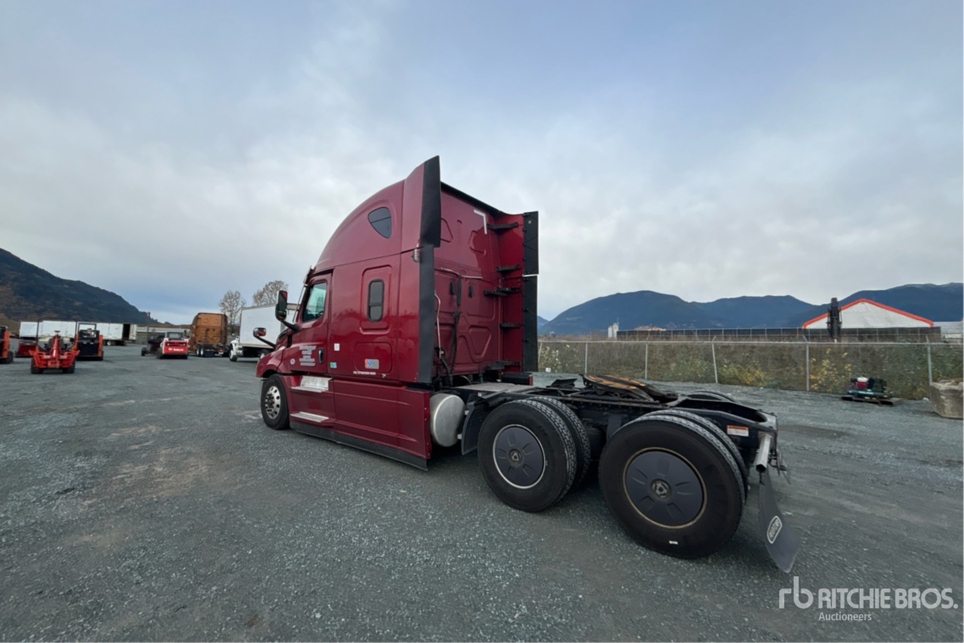 General Appearance with Picture, Left Rear Corner