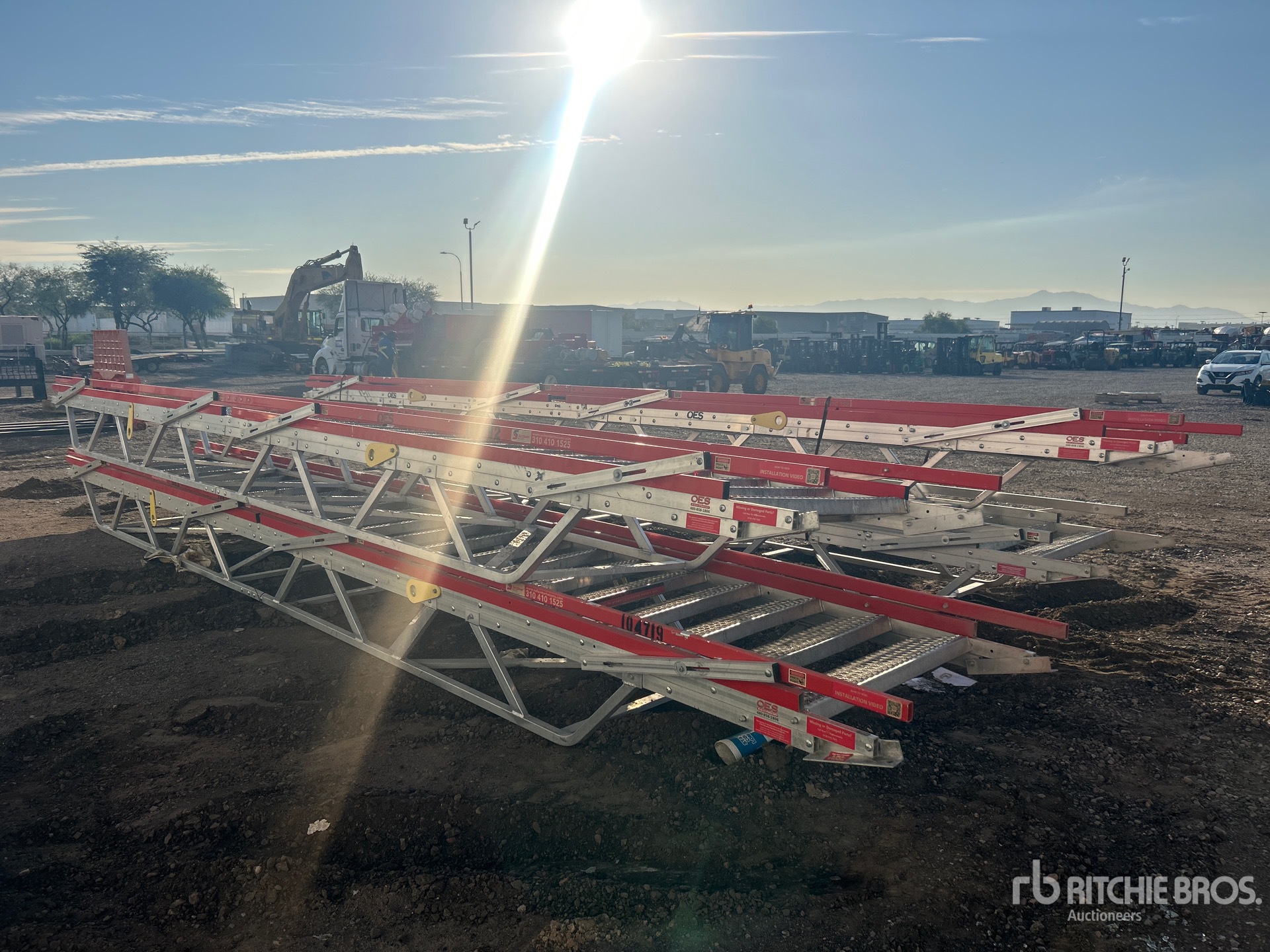 General Appearance with Foto, angolo anteriore sinistro