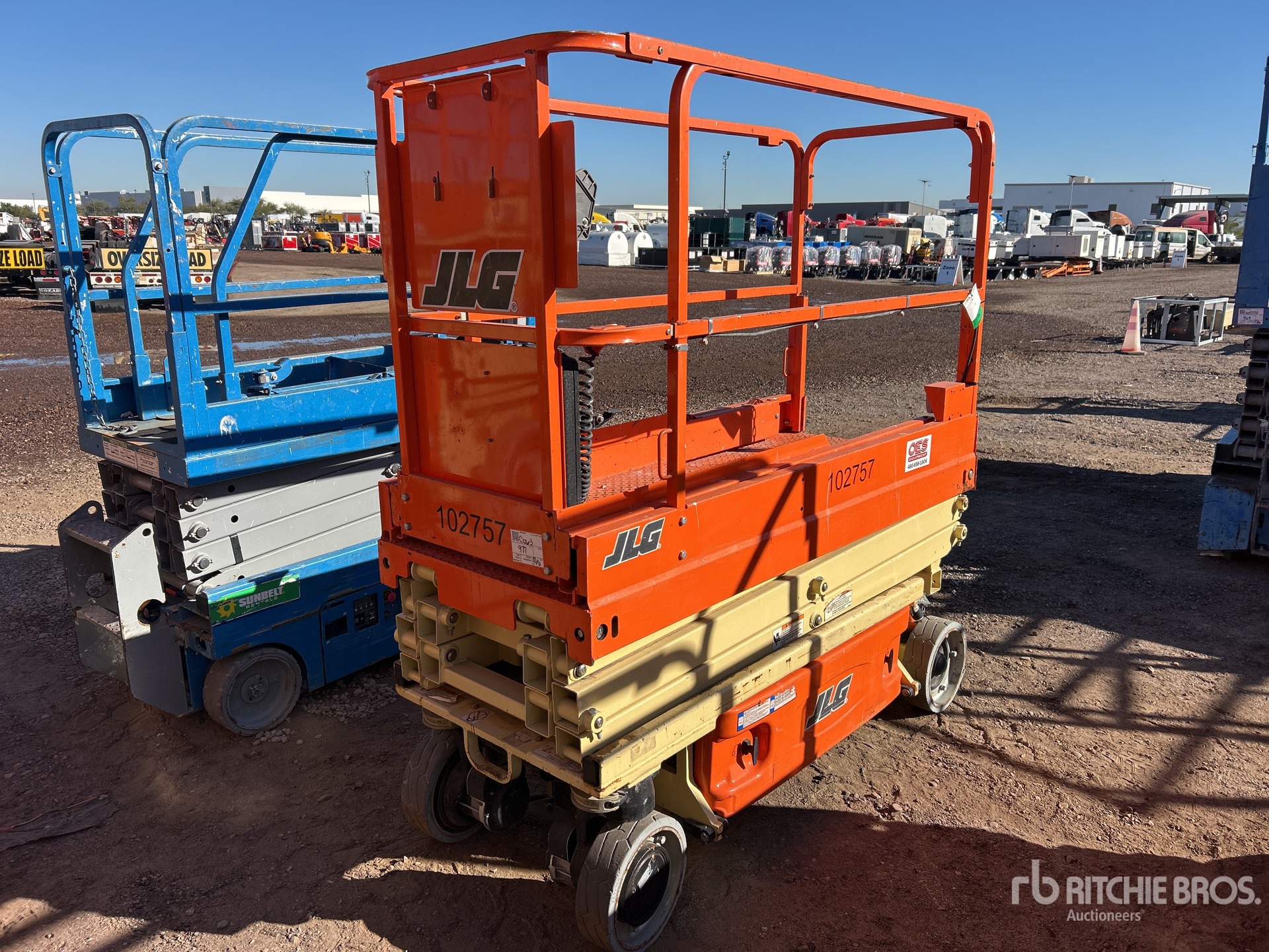 General Appearance with Picture, Left Front Corner