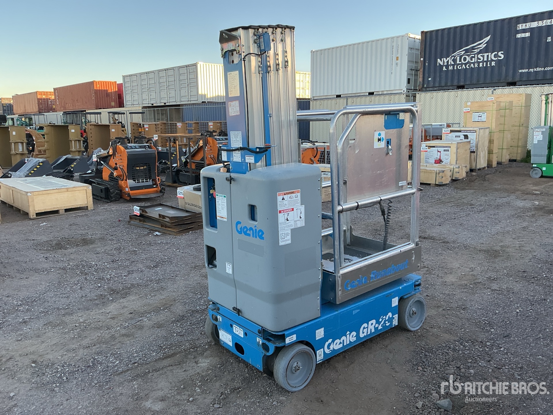 Aspect général with Image, coin arrière droit