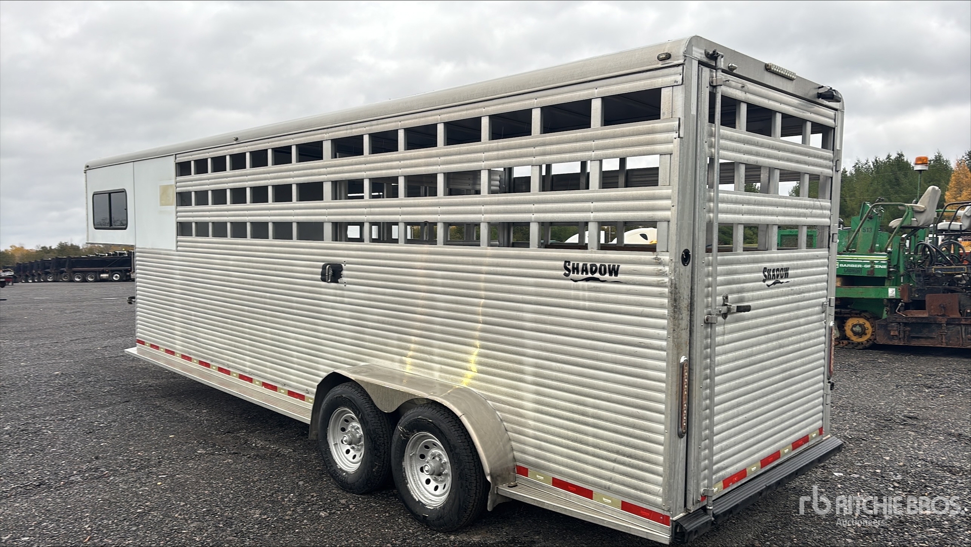 General Appearance with Bild, Ecke hinten links