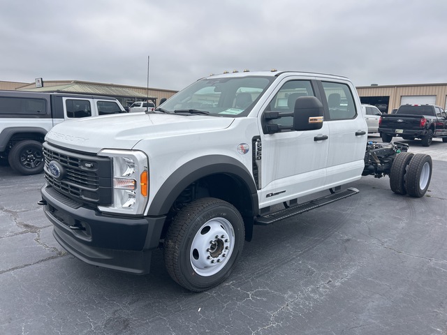 2023 Ford F-550 XL XL 4x4 Crew Cab Cab and Chassis (Unused) 2023 Ford F-550 XL XL 4x4 Crew Cab Cab and Chassis (Unused)