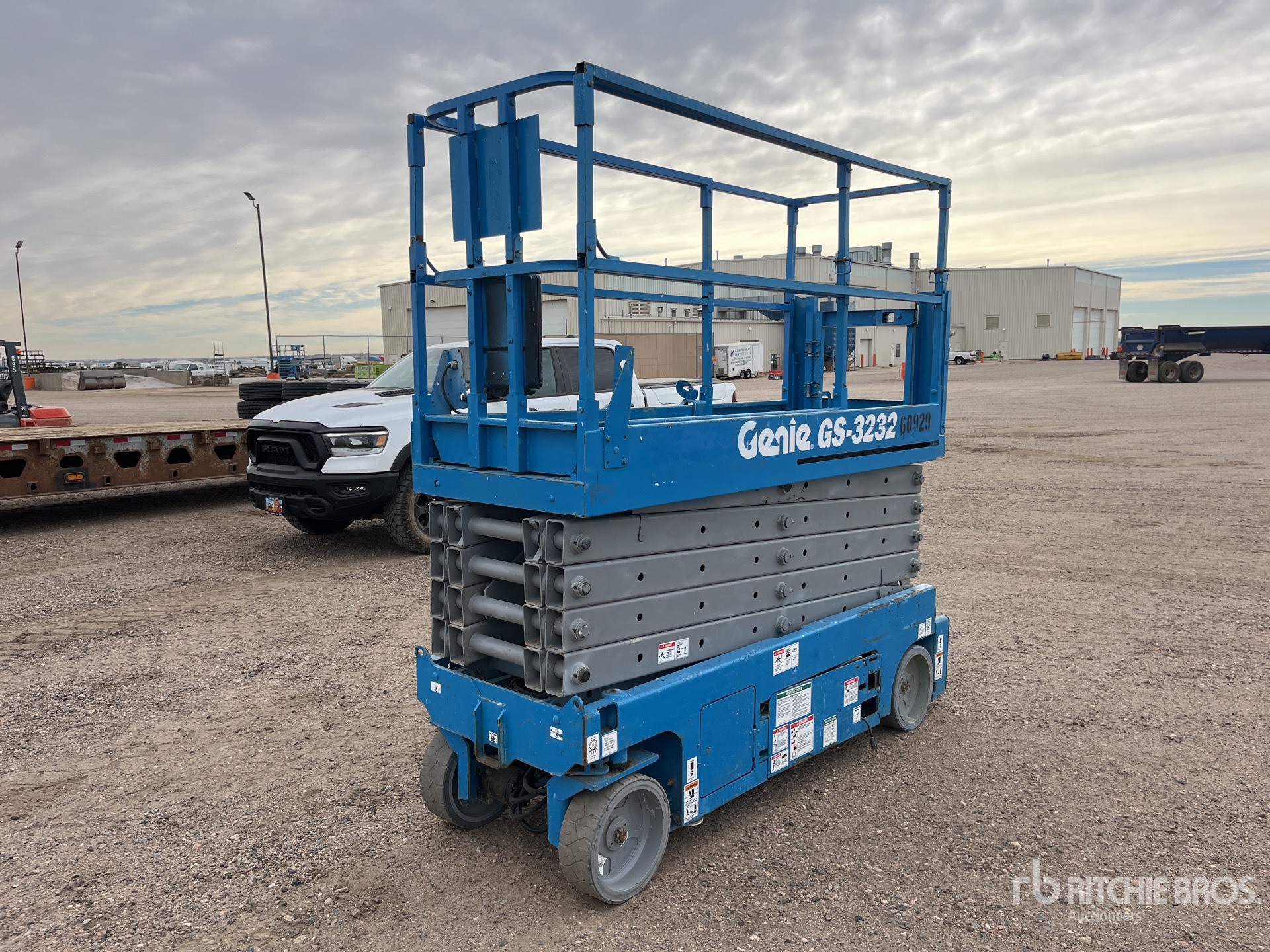 General Appearance with Imagen: esquina trasera derecha