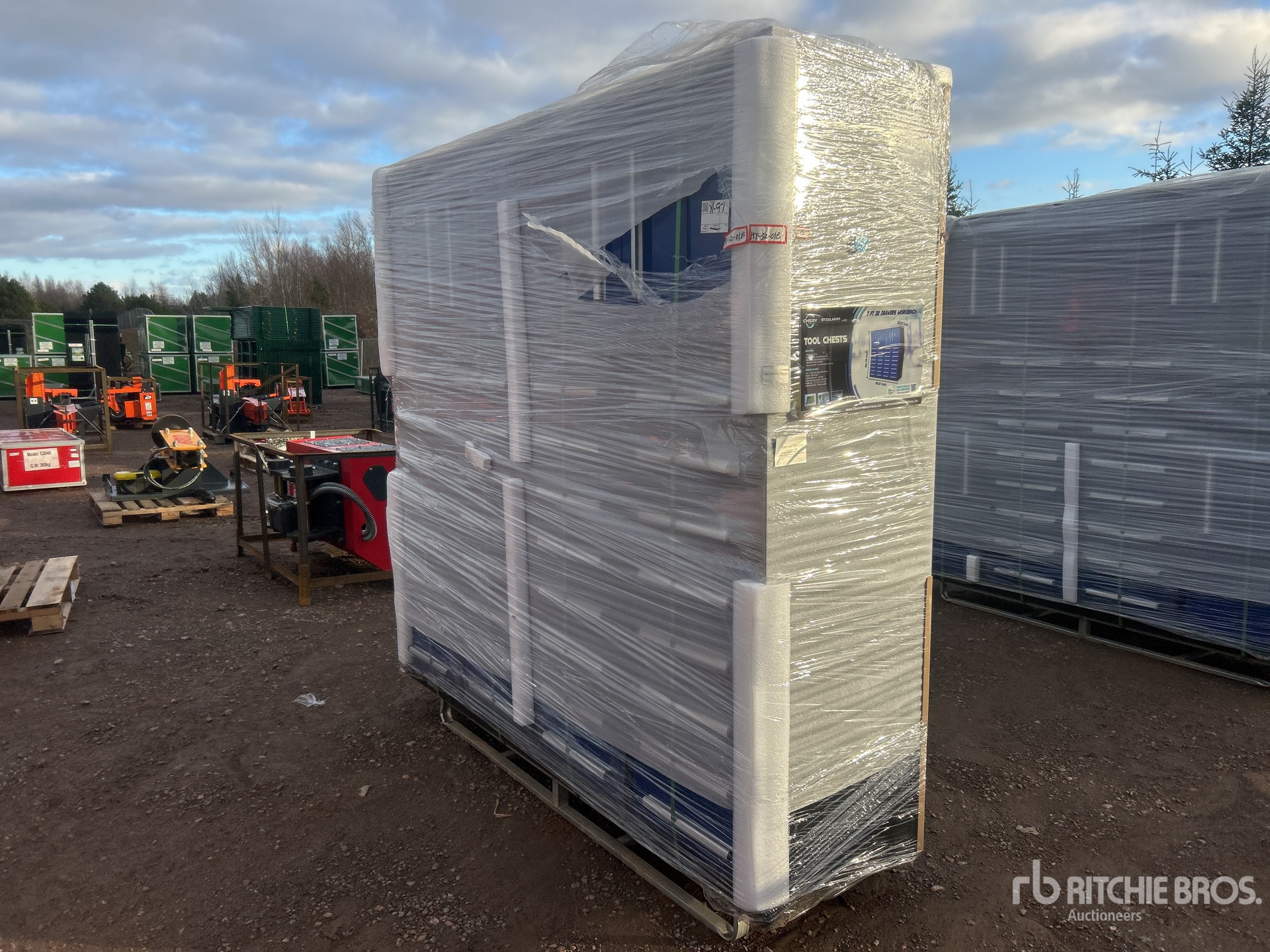 General Appearance with Picture, Left Front Corner