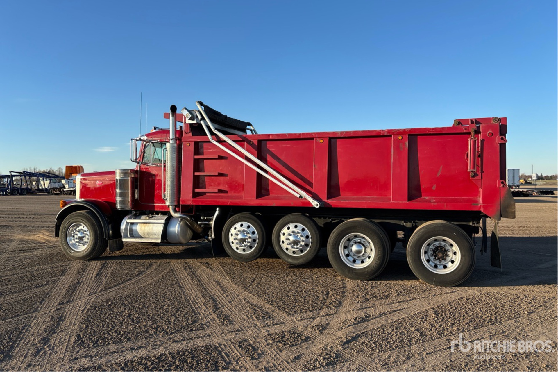 Aspect général with Image, coin arrière gauche