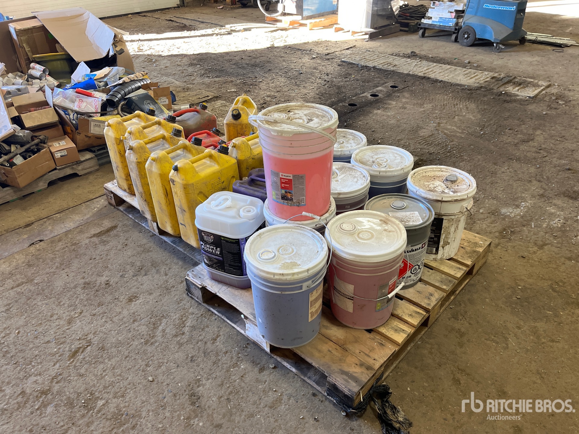 General Appearance with Foto, angolo anteriore sinistro