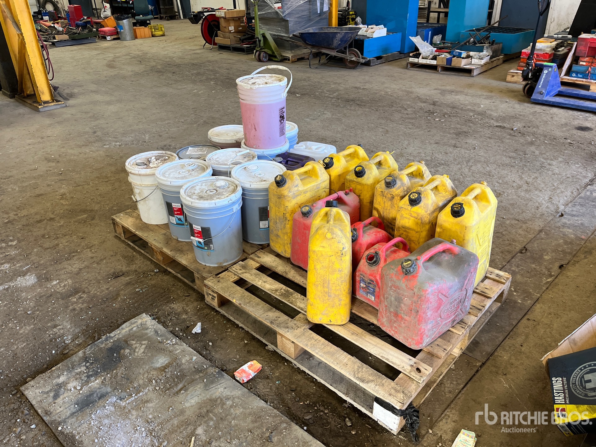 General Appearance with Foto, angolo posteriore sinistro