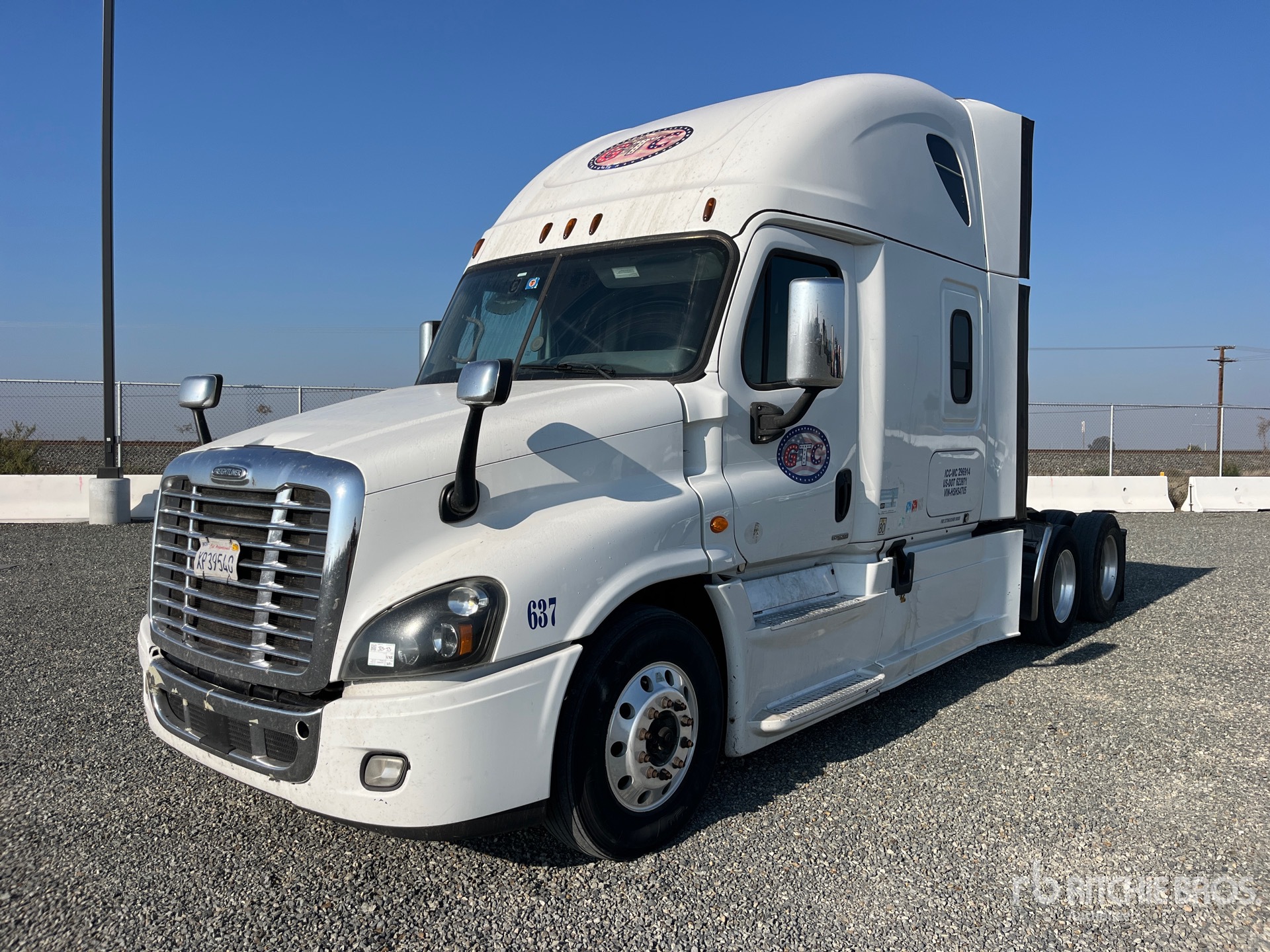 General Appearance with Featured Photo