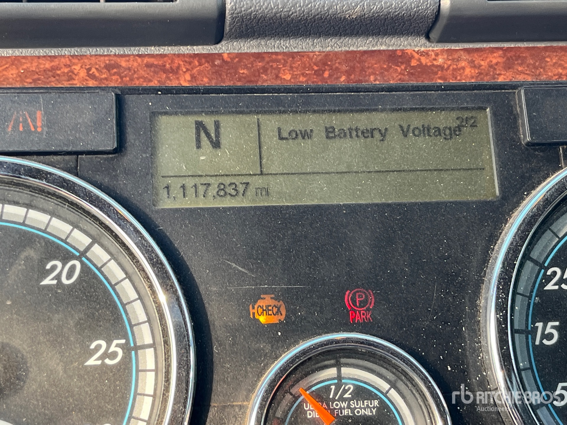 General Appearance with Hour Meter / Odometer