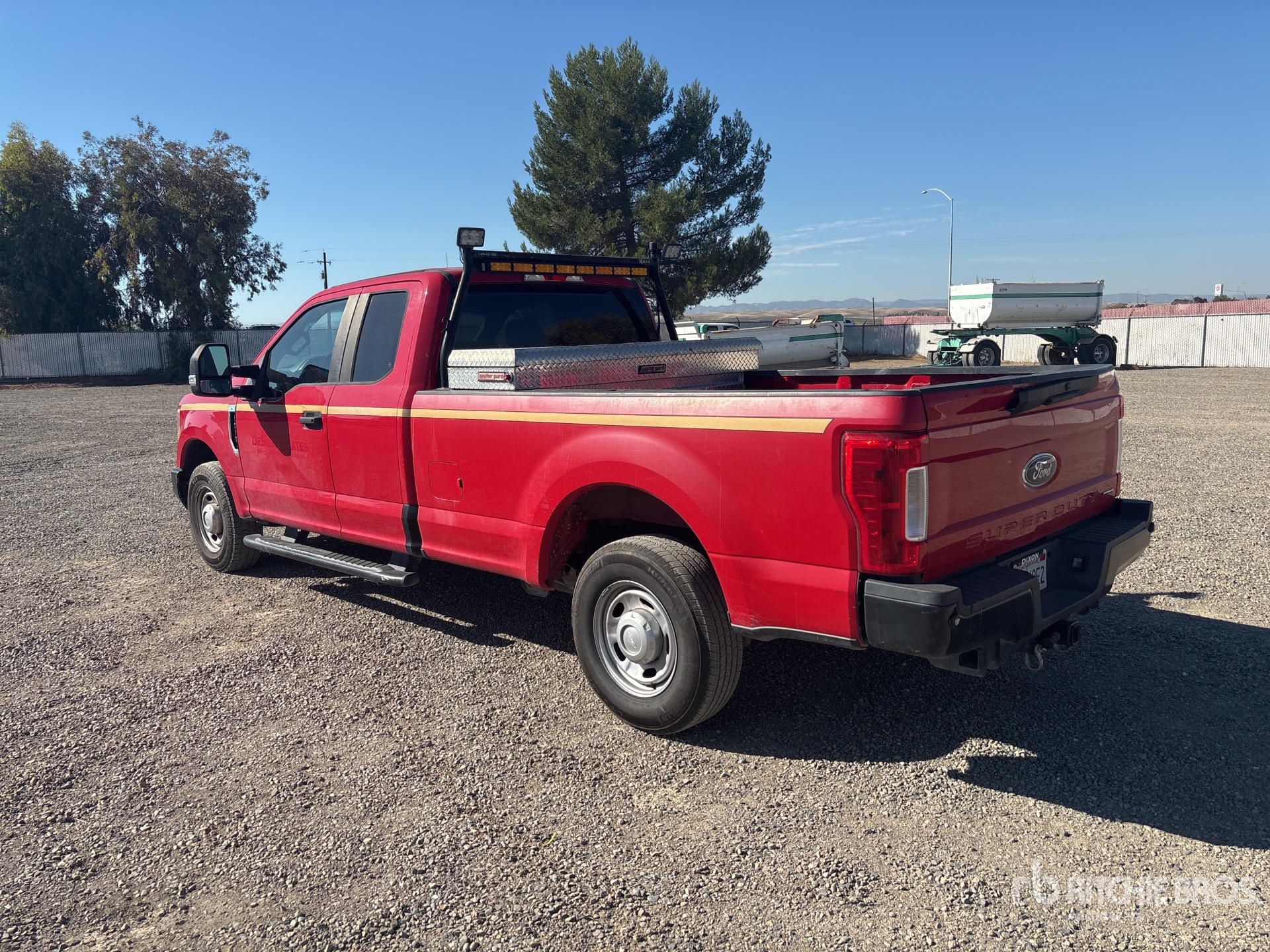 General Appearance with Zdjęcie, lewy dolny róg