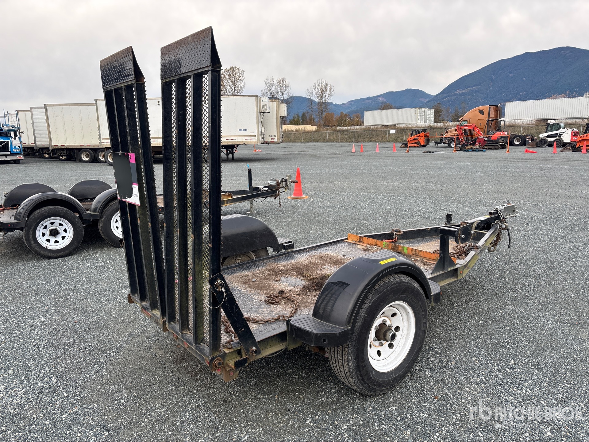 General Appearance with Imagen: esquina trasera derecha