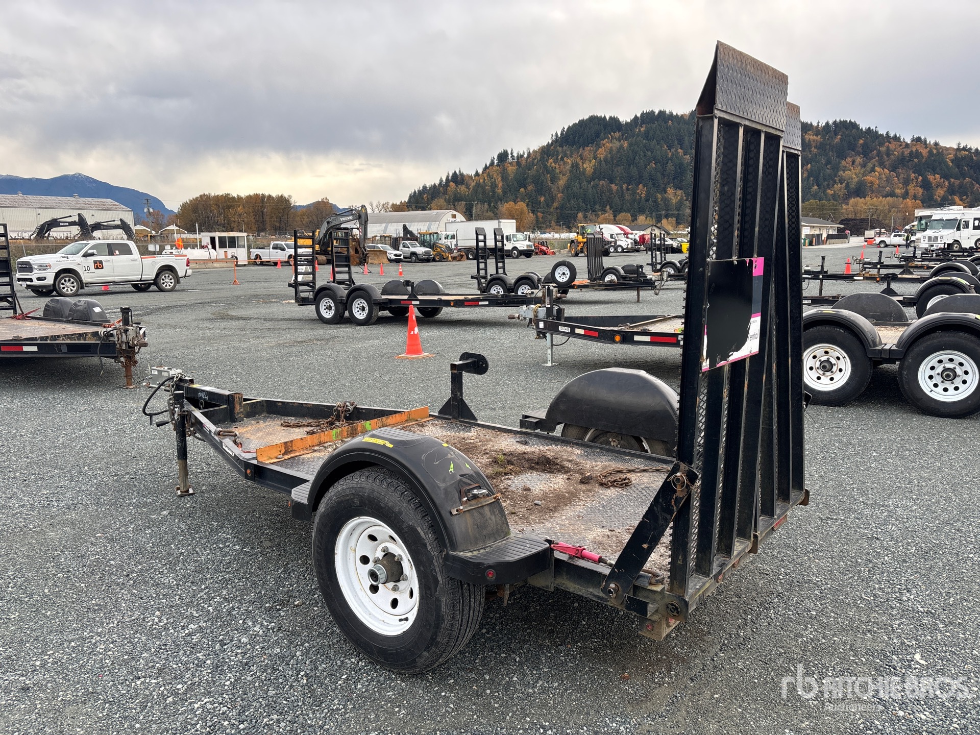 General Appearance with Imagen: esquina trasera izquierda