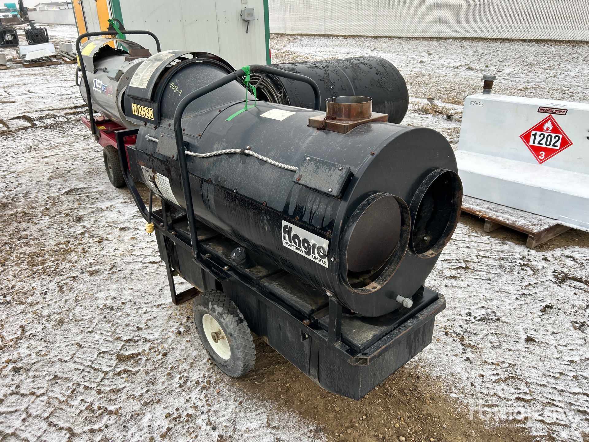 General Appearance with Picture, Right Front Corner