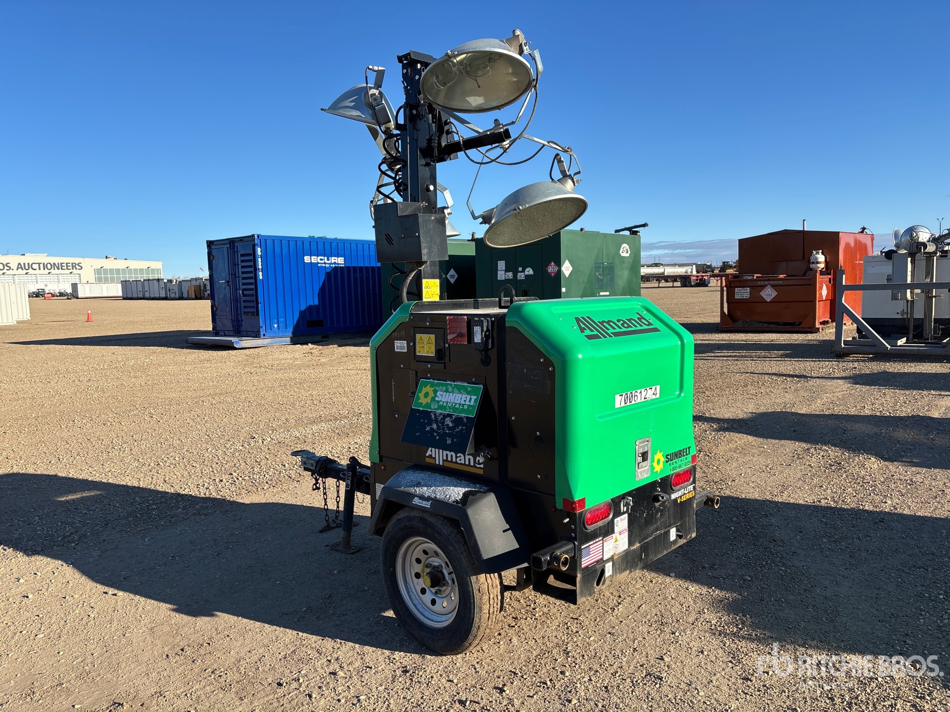 General Appearance with Bild, Ecke hinten links