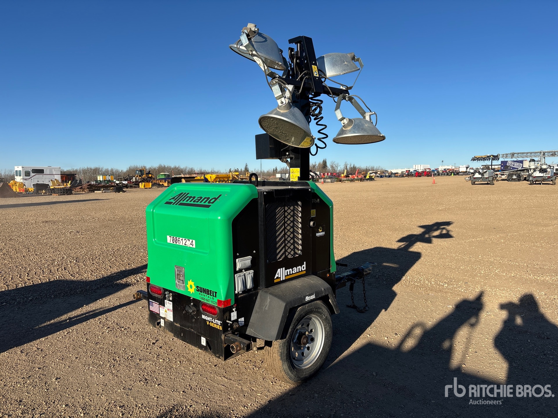 General Appearance with Bild, Ecke hinten rechts