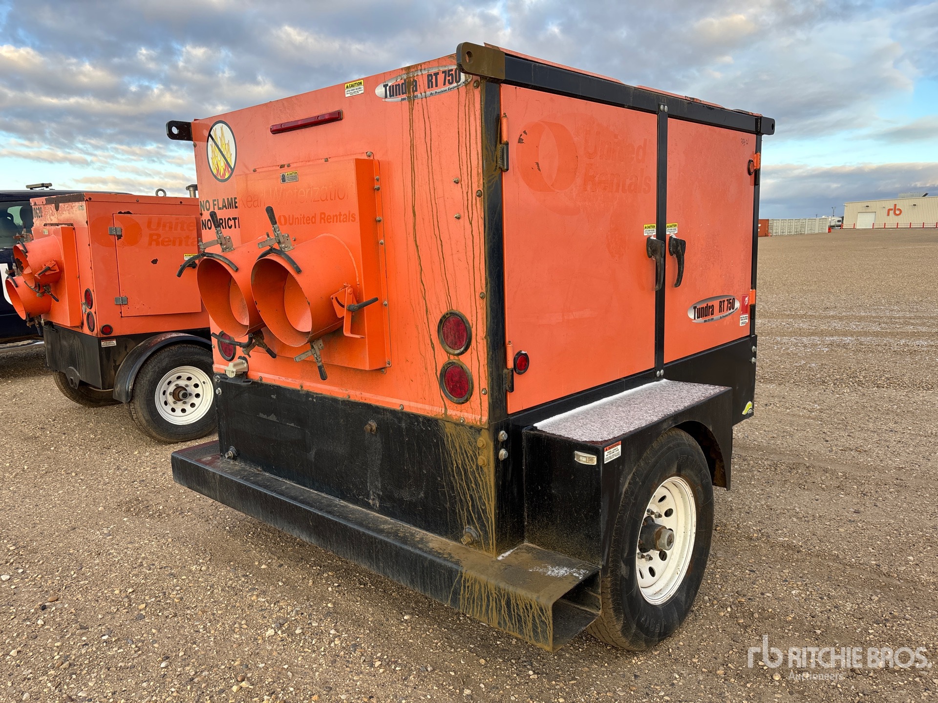 Aspect général with Image, coin arrière droit