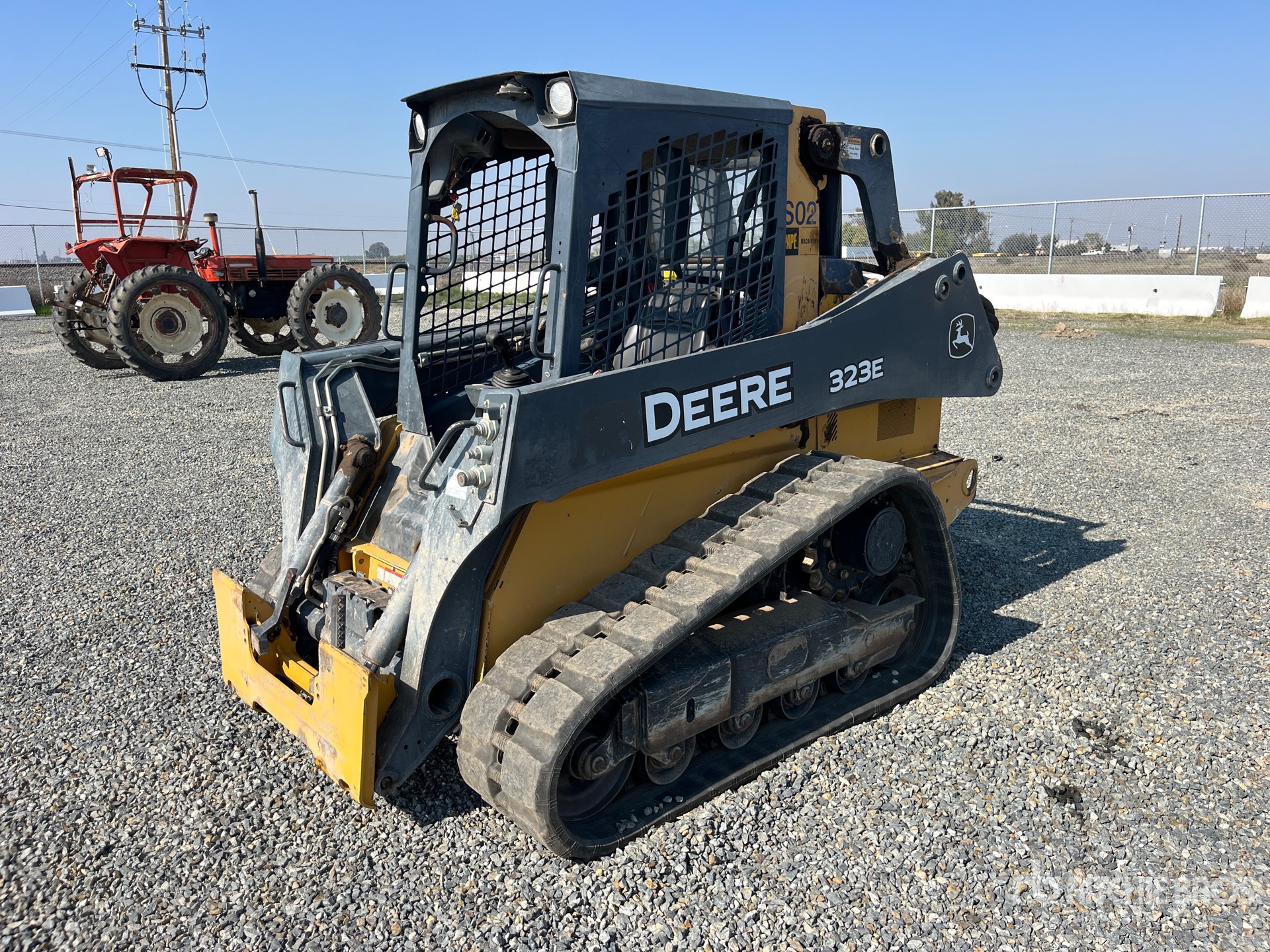 General Appearance with Featured Photo