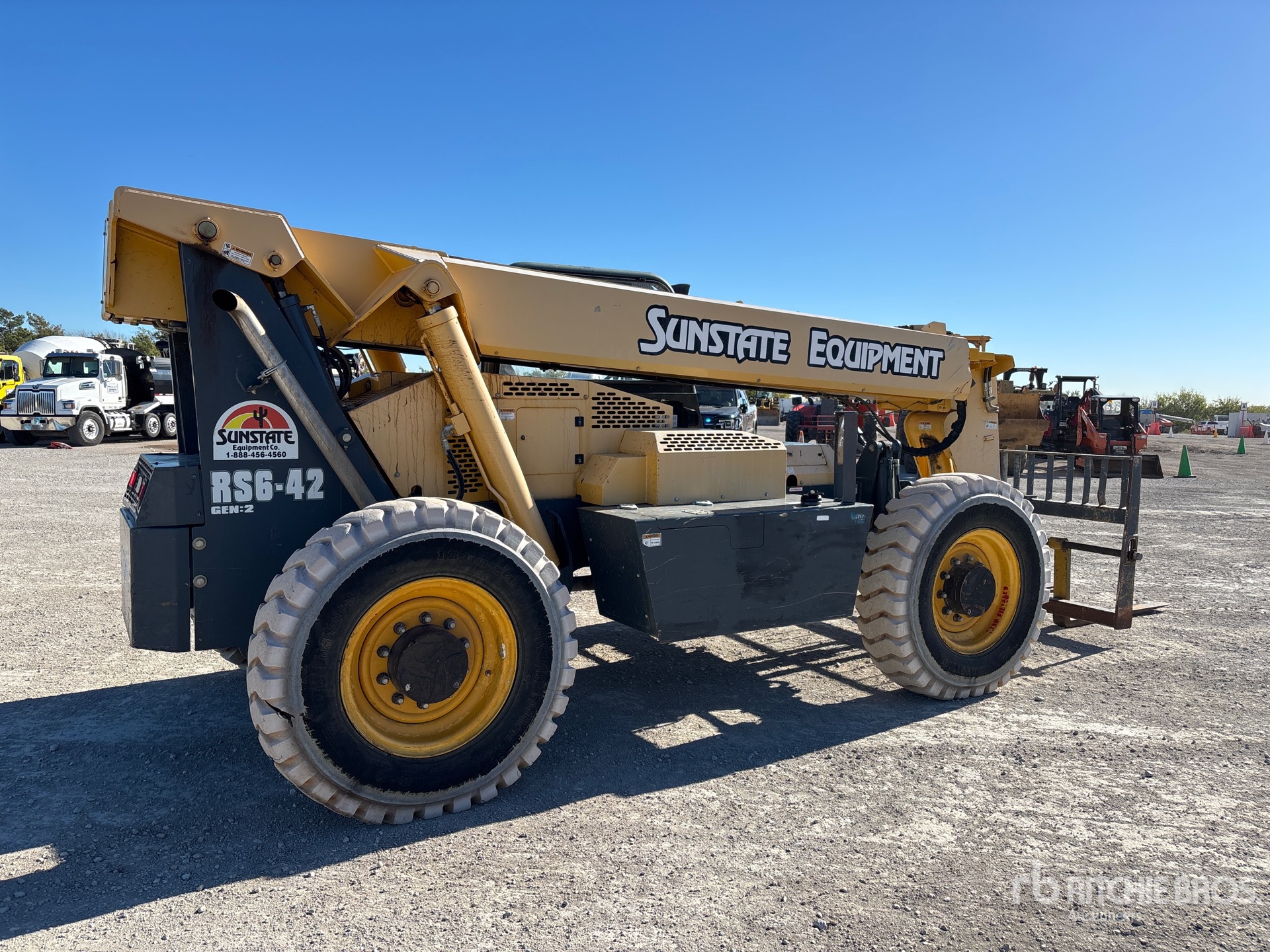 General Appearance with Imagen: esquina trasera derecha