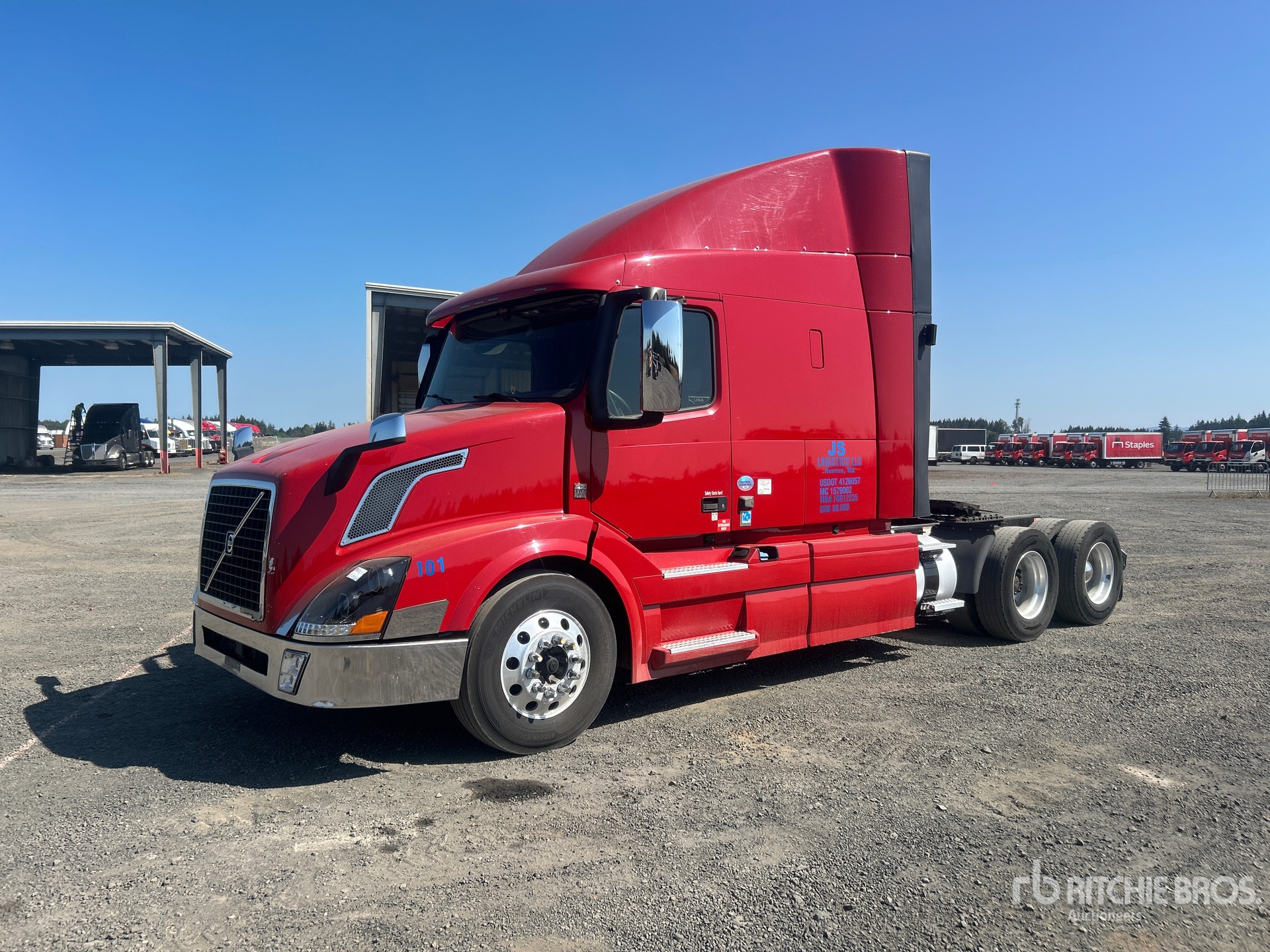 General Appearance with Picture, Left Front Corner