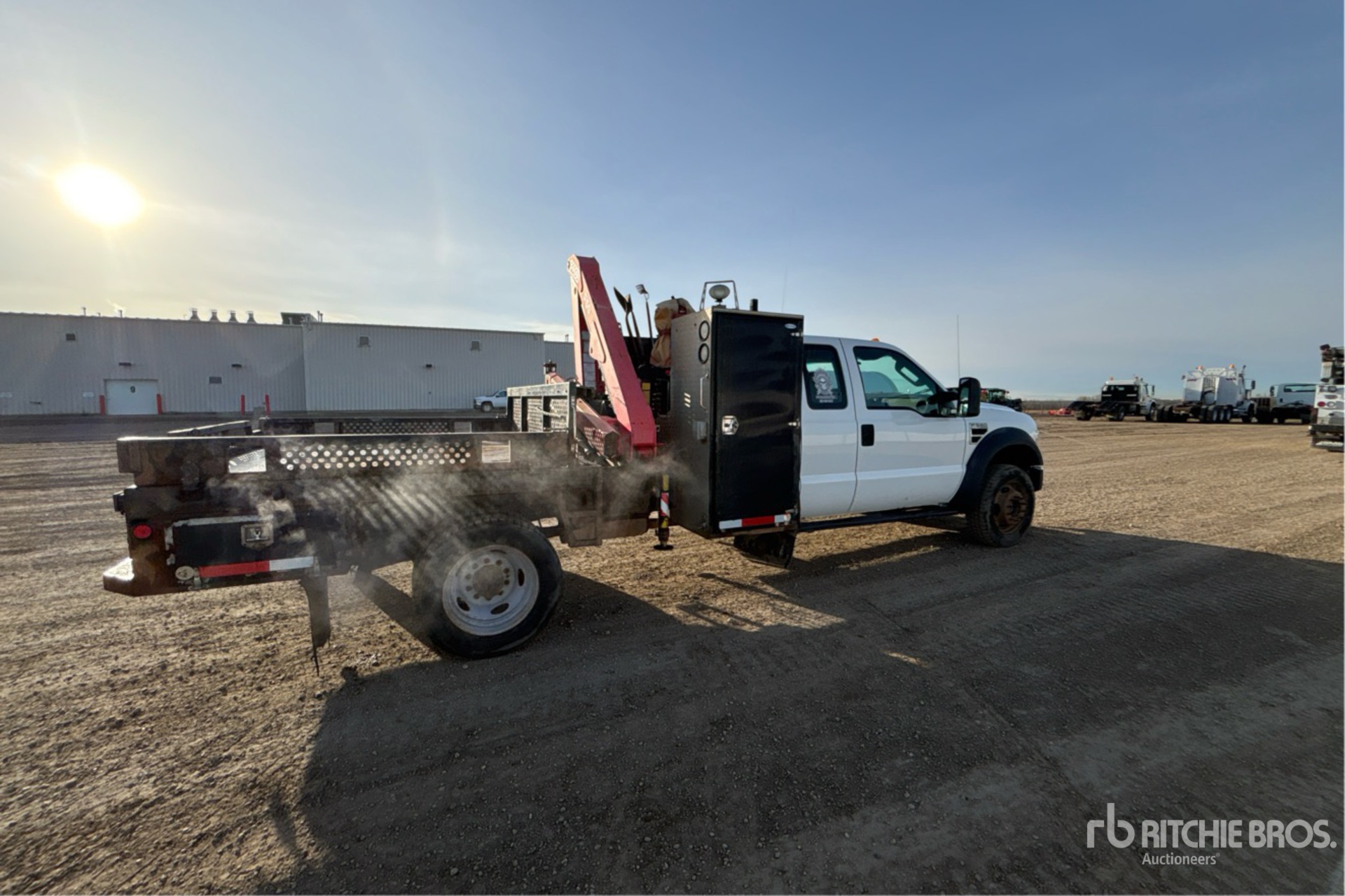 General Appearance with Foto, angolo anteriore sinistro