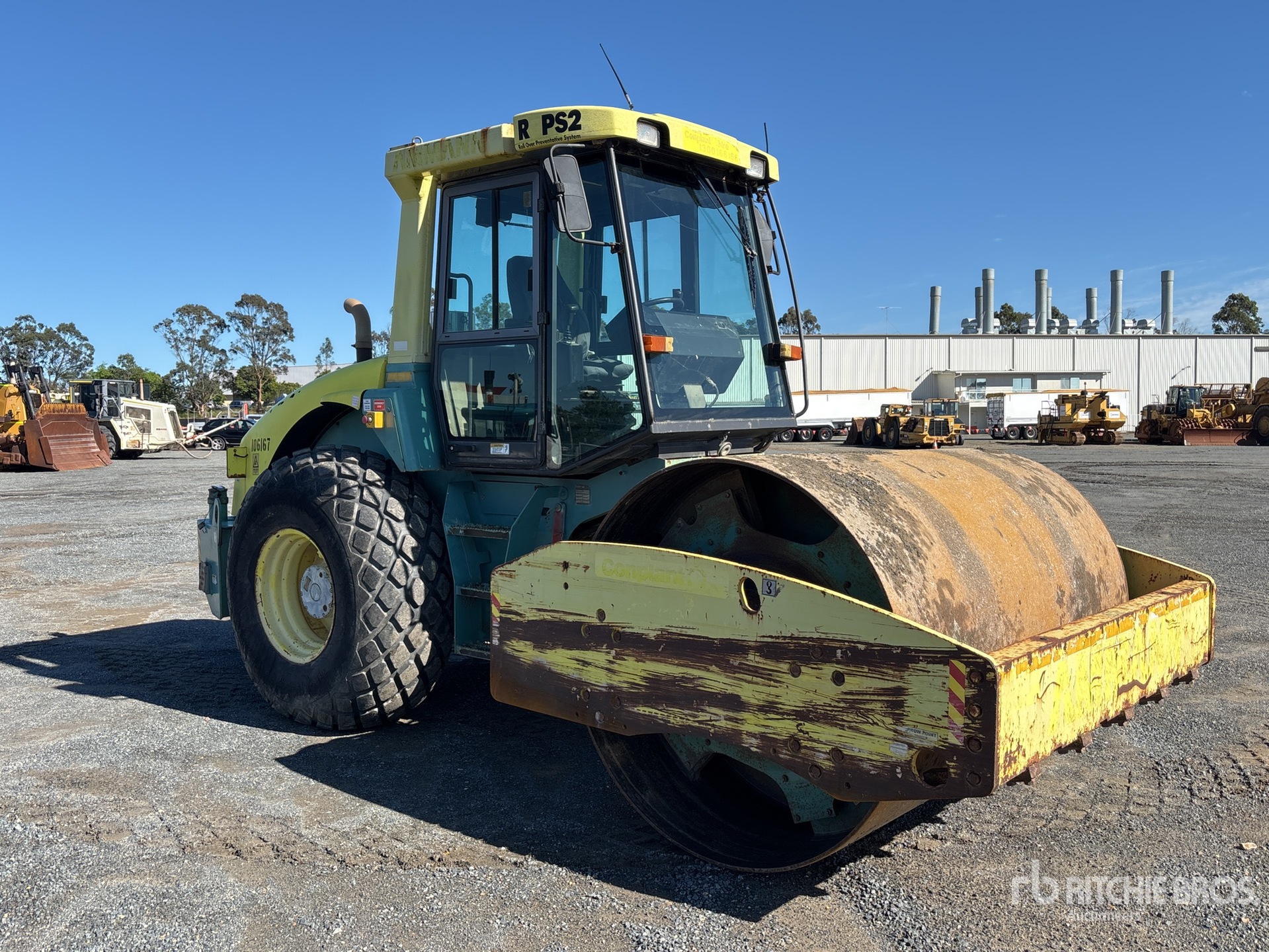 General Appearance with Foto, angolo anteriore destro