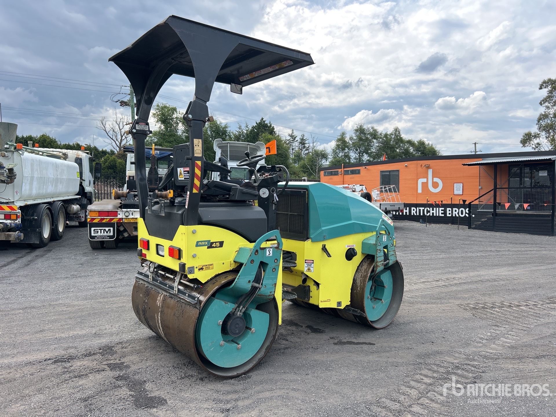 General Appearance with Zdjęcie, prawy dolny róg