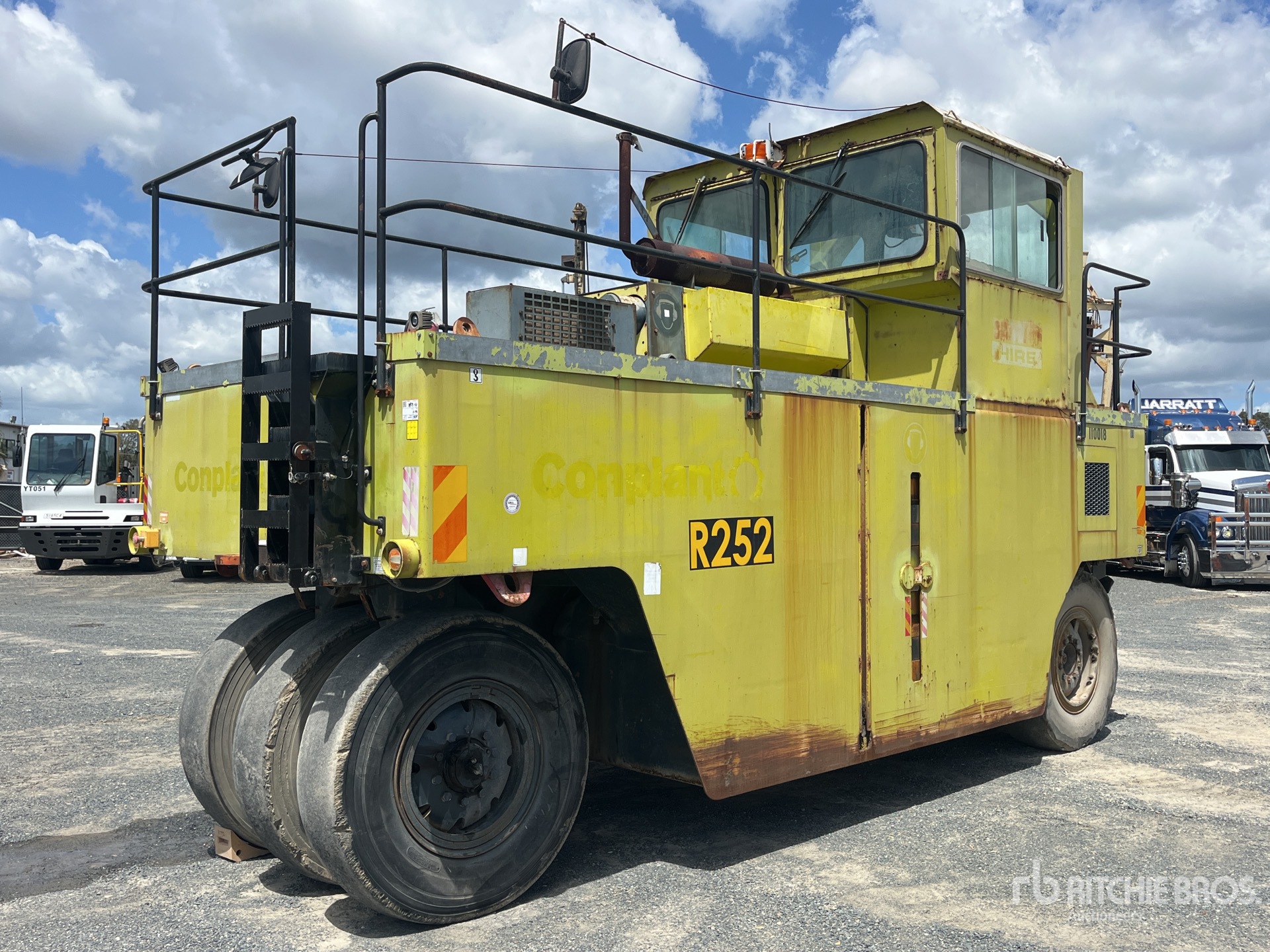 General Appearance with Imagen: esquina delantera izquierda