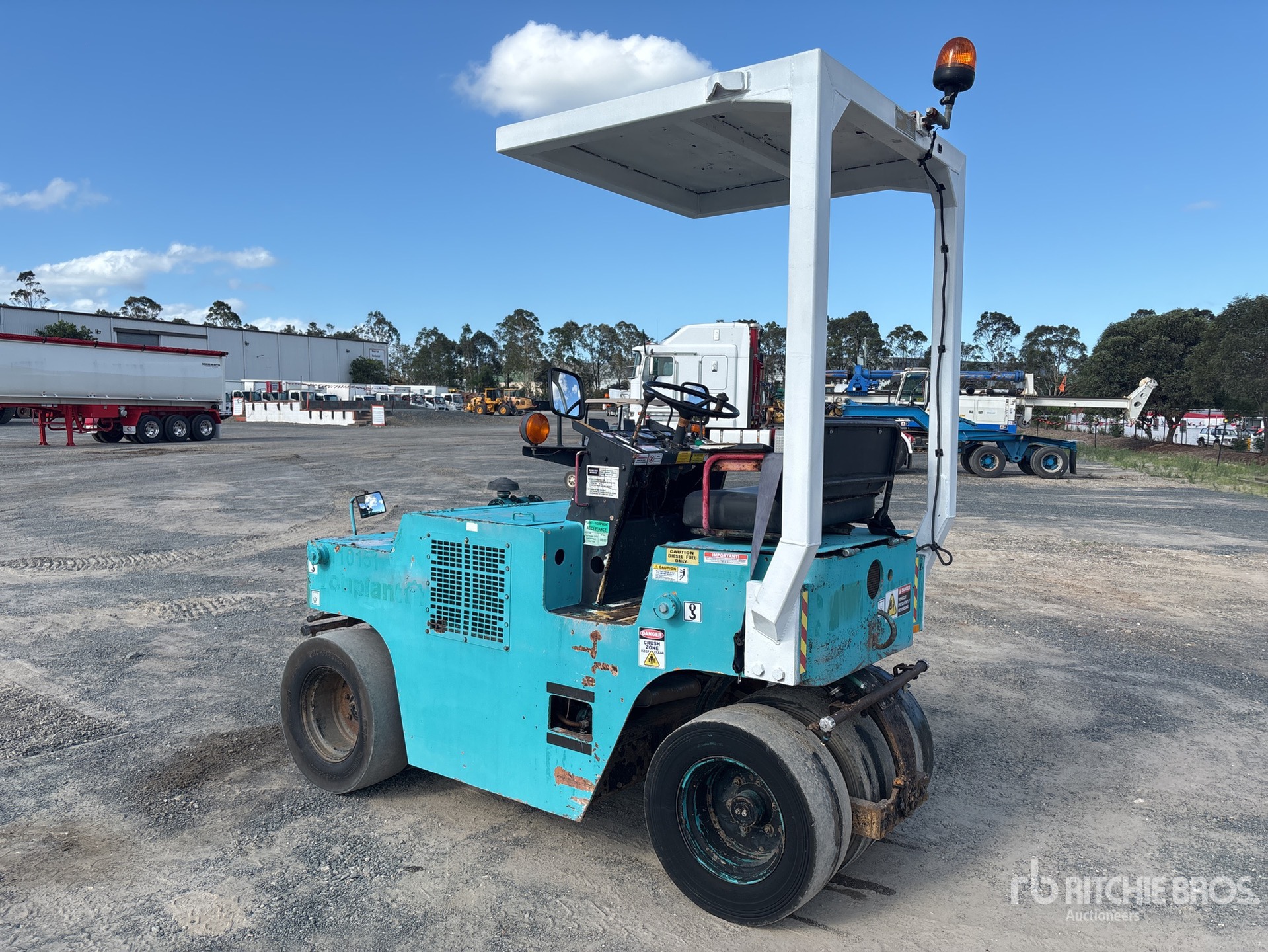 General Appearance with Imagen: esquina trasera izquierda