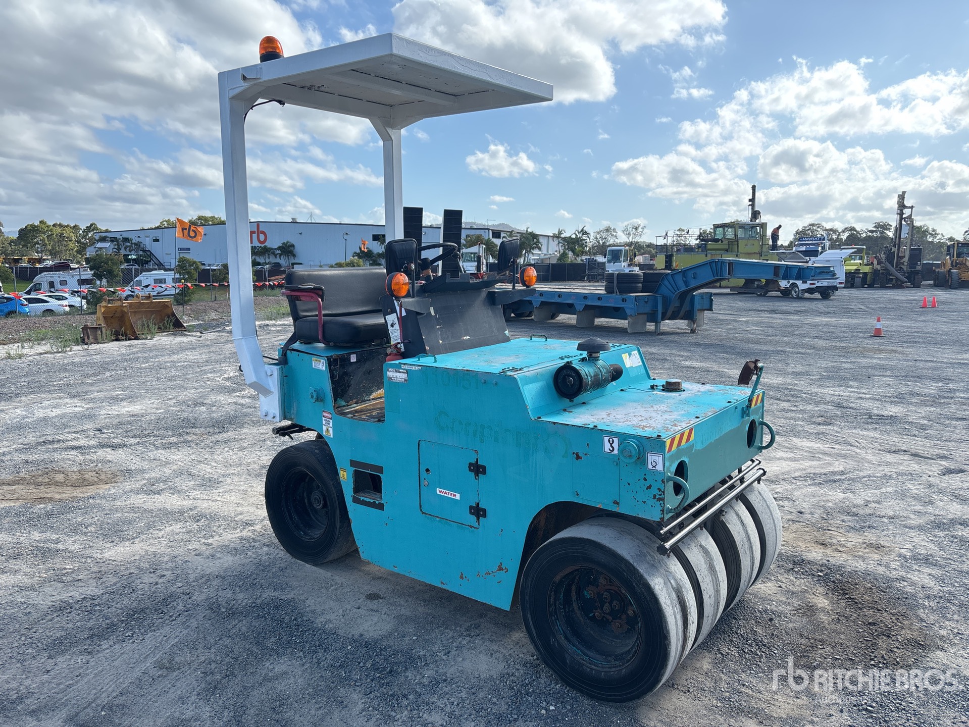 General Appearance with Imagen: esquina delantera derecha