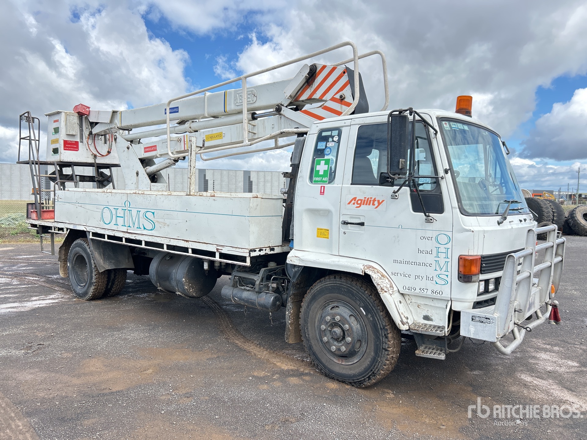 Aspect général with Image, coin avant gauche