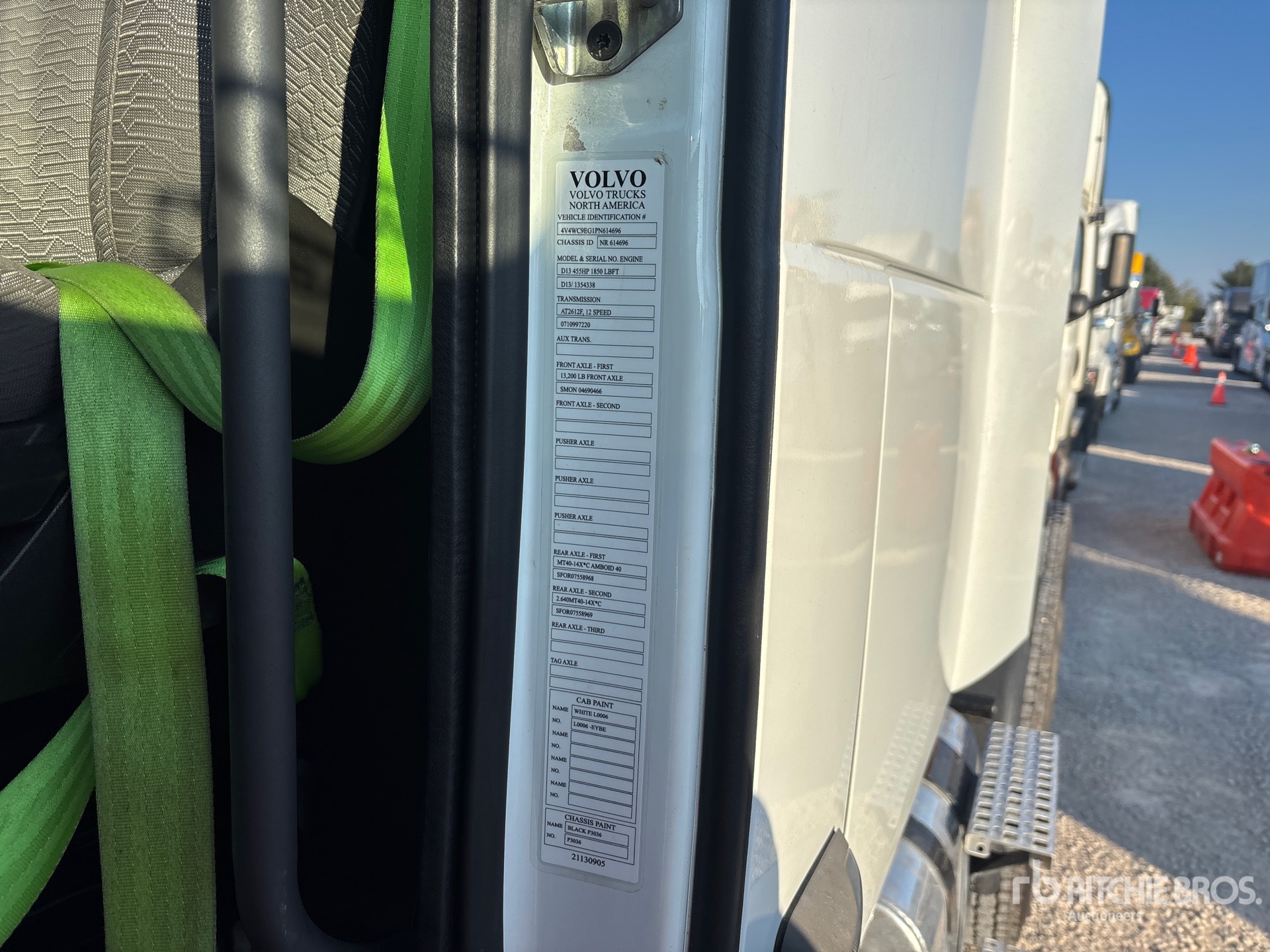 General Appearance with Seriennummer / FIN