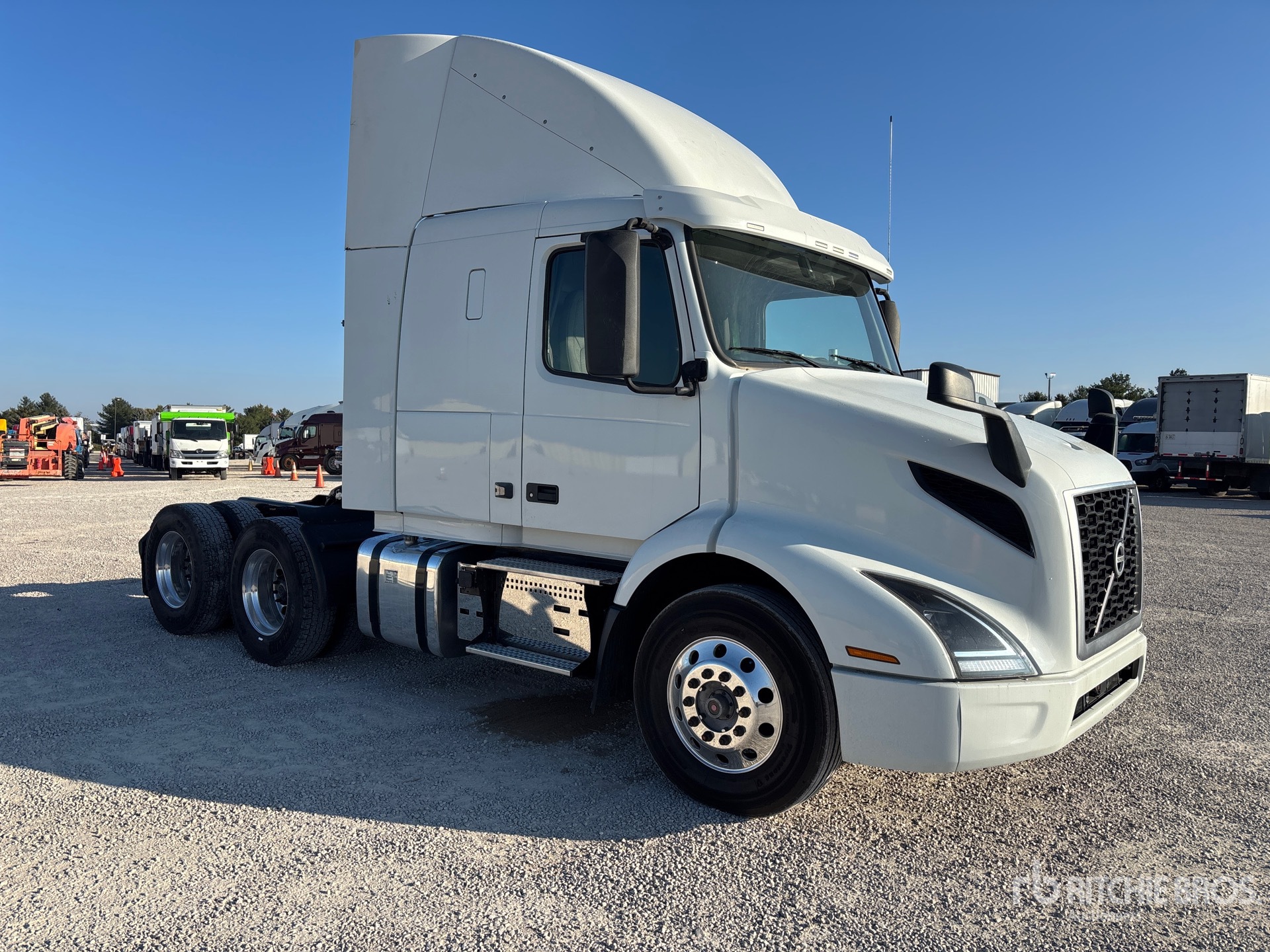 General Appearance with Bild, Ecke vorne rechts